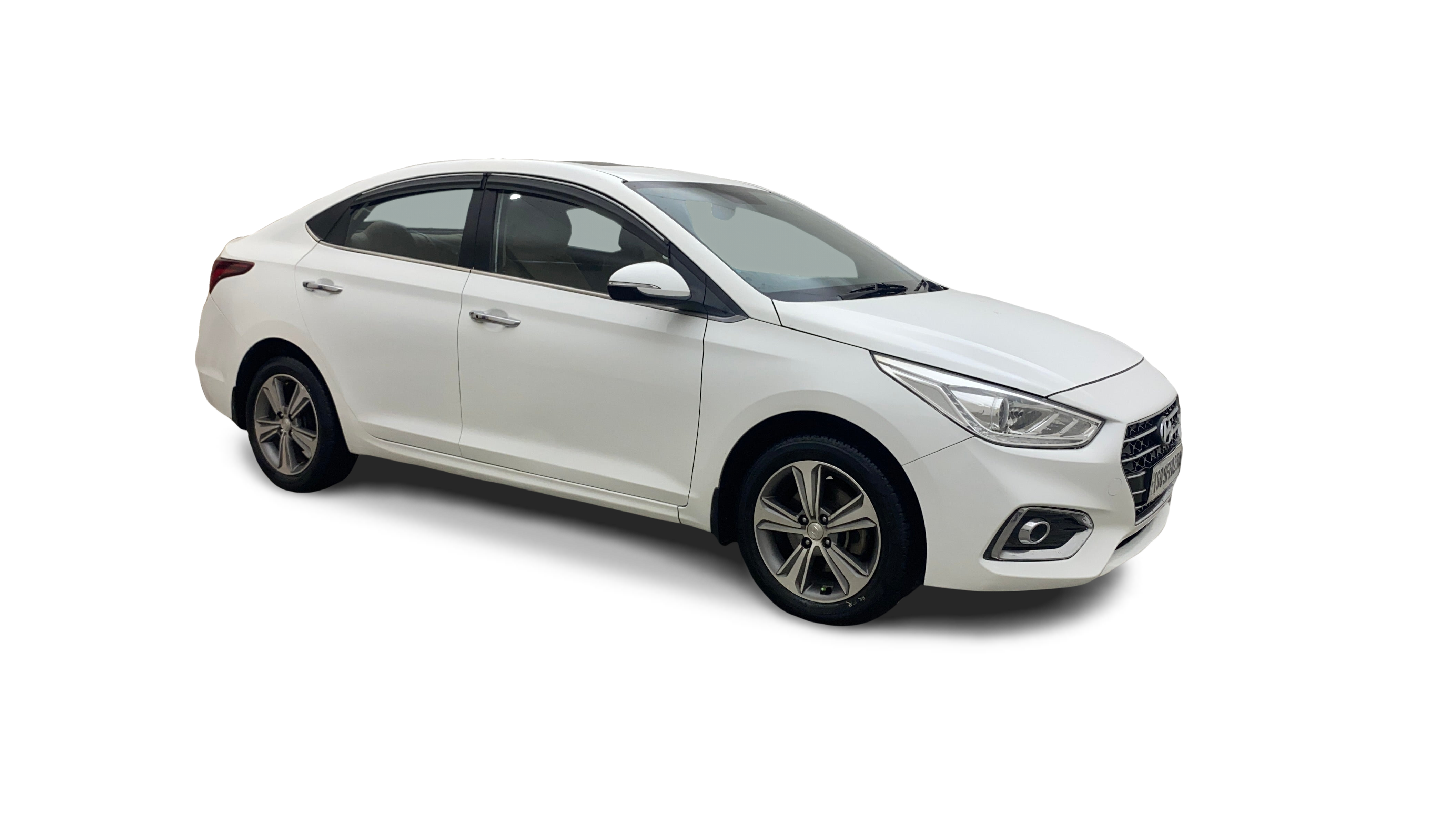 Hyundai Verna-img