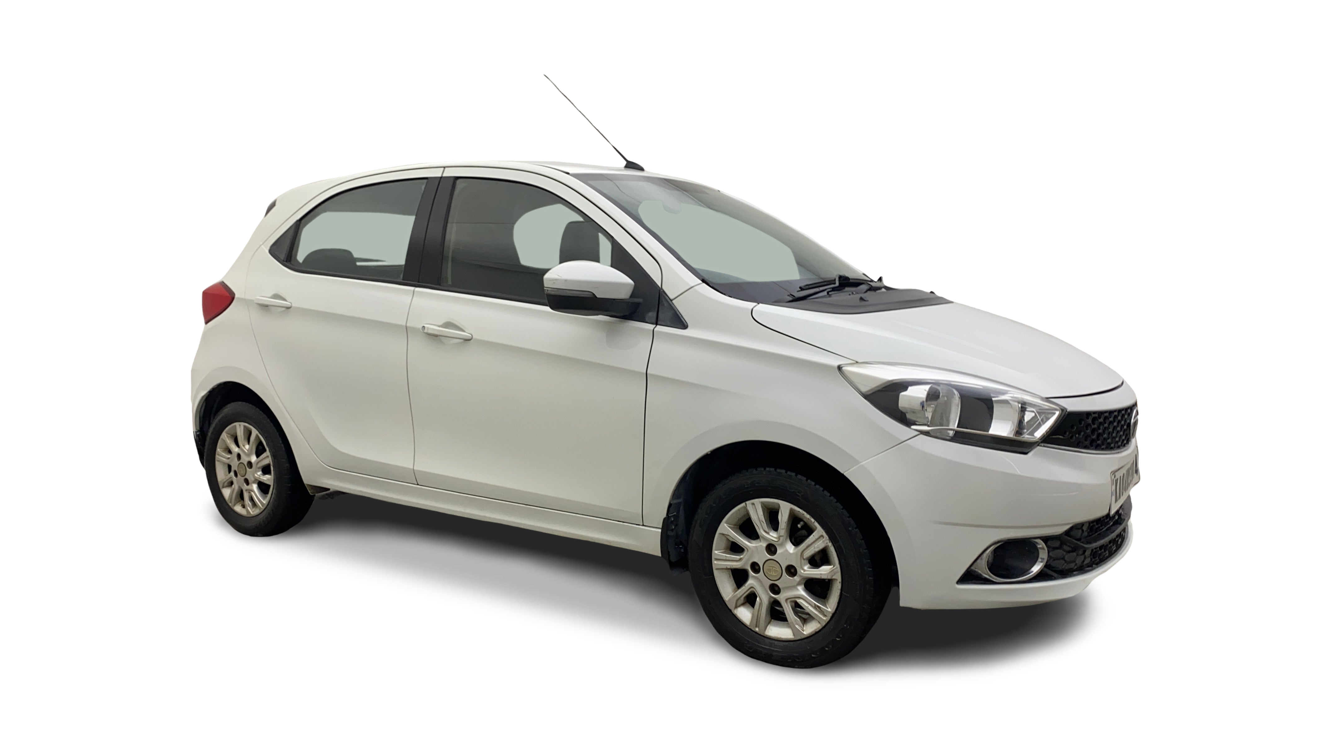 Tata Tiago-img