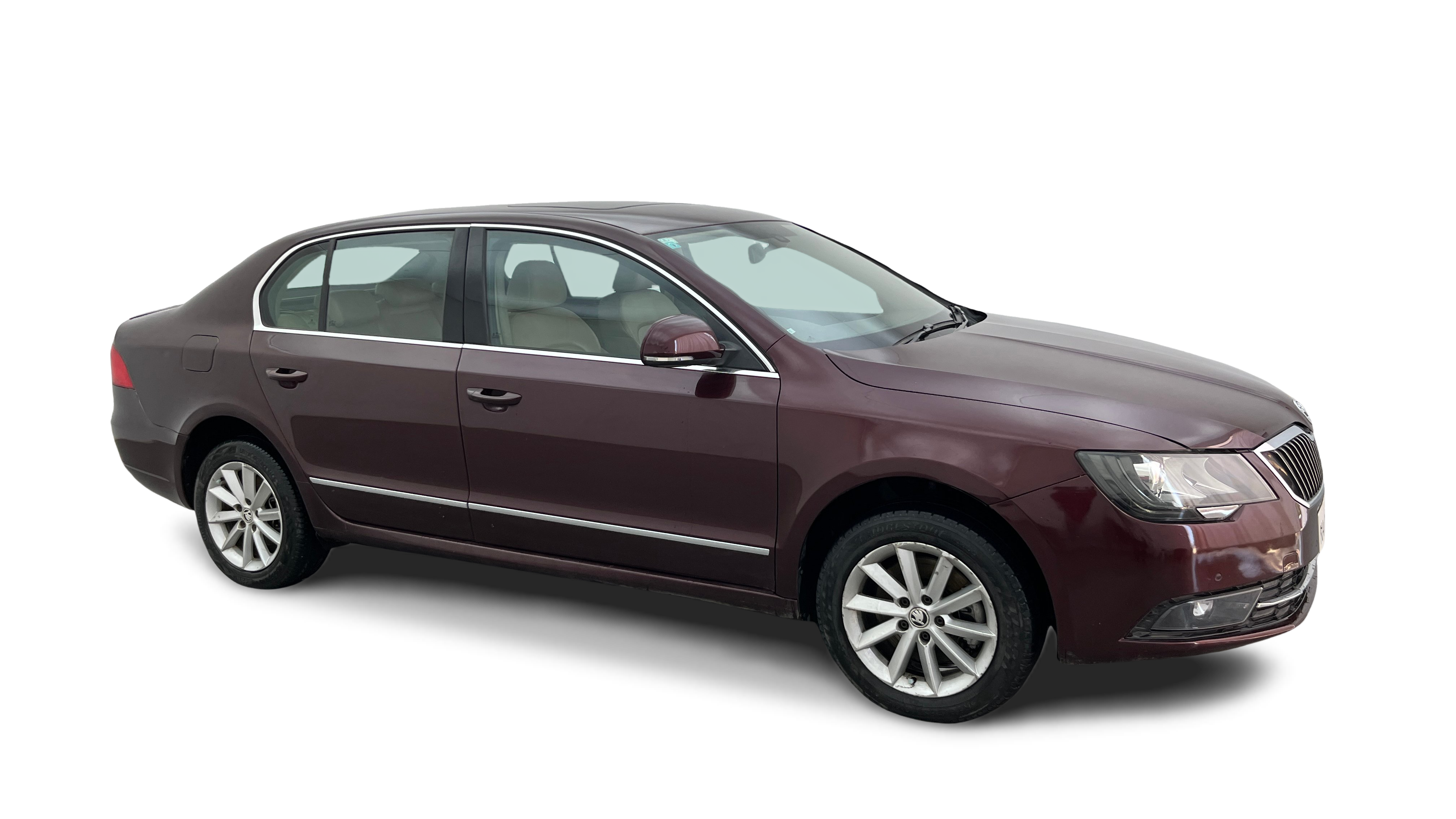 2014 Skoda Superb - Sedan - Petrol - Automatic - ₹7.54 lakh