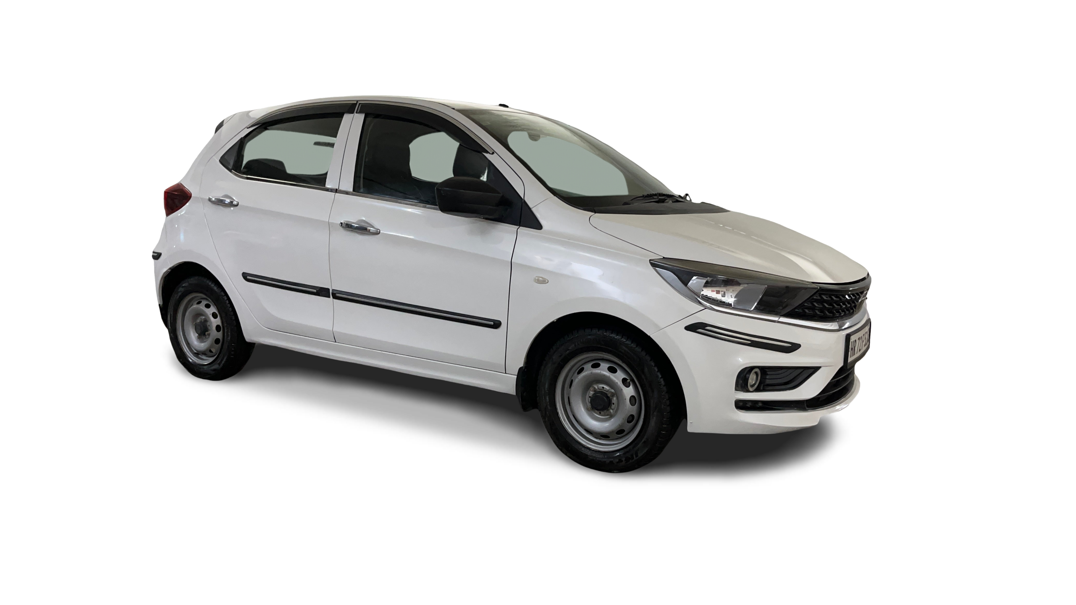 Tata Tiago-img