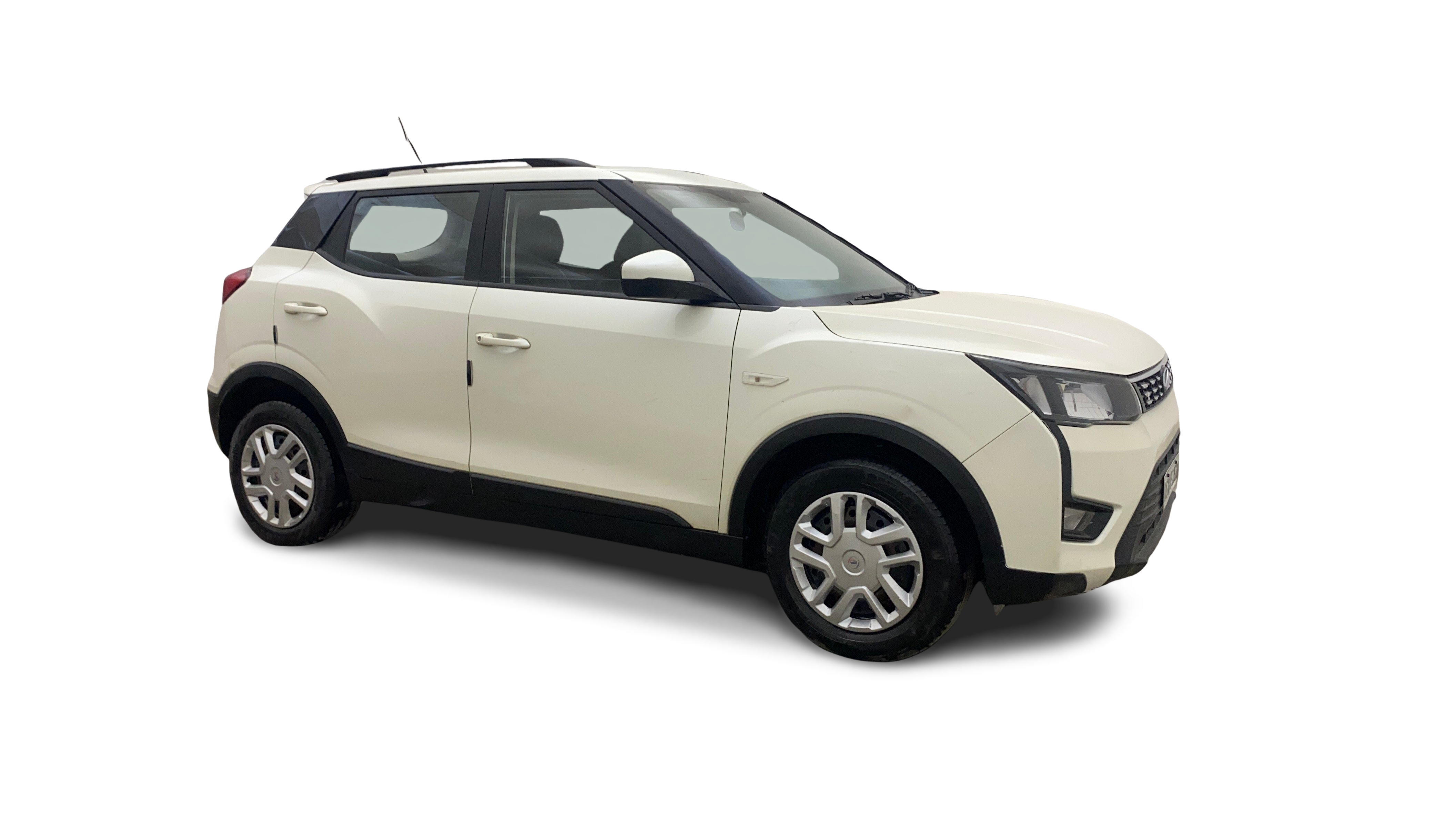 2020 Mahindra XUV300 - SUV - Petrol - Manual - ₹5.97 lakh