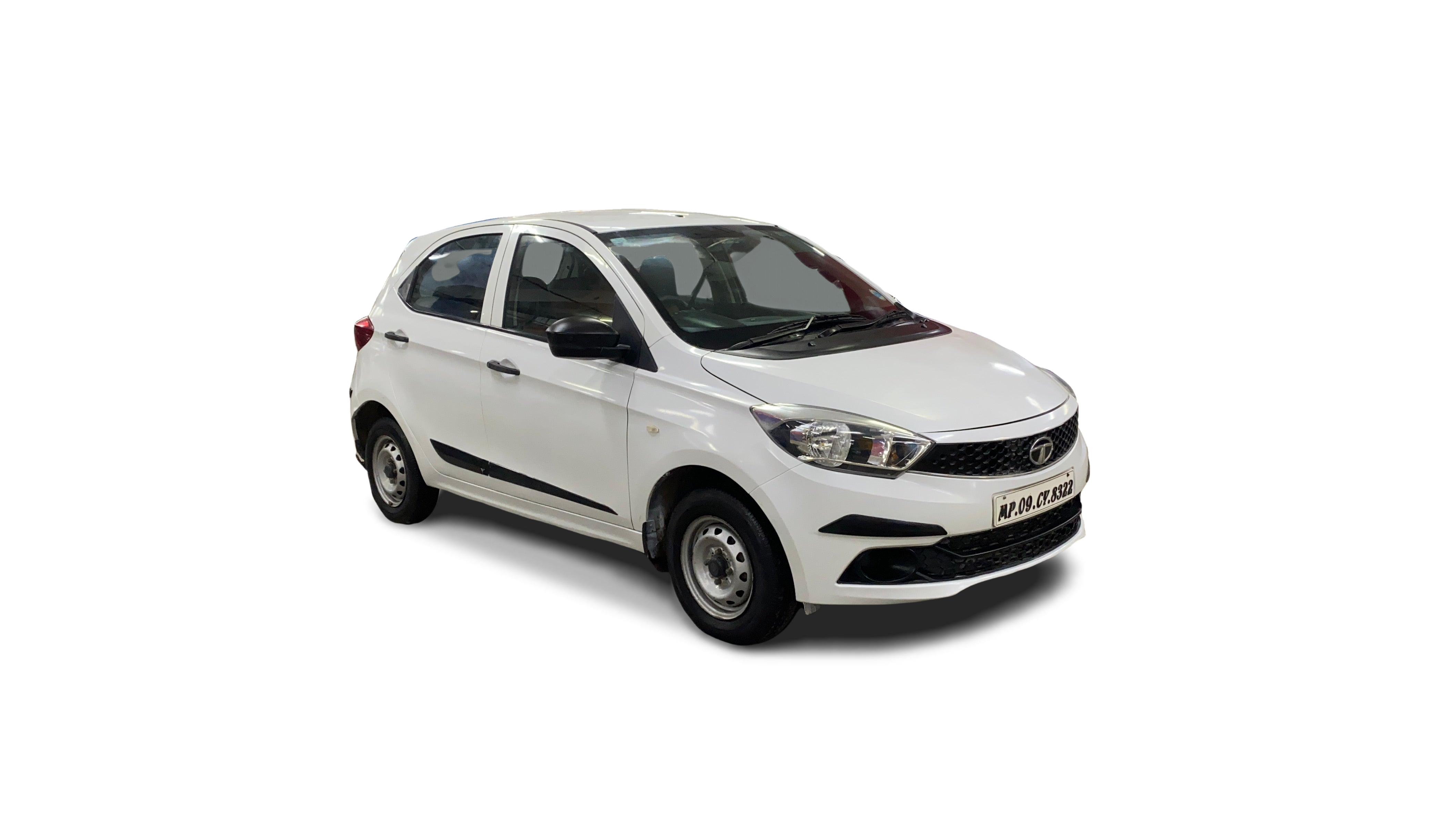 Tata Tiago-img