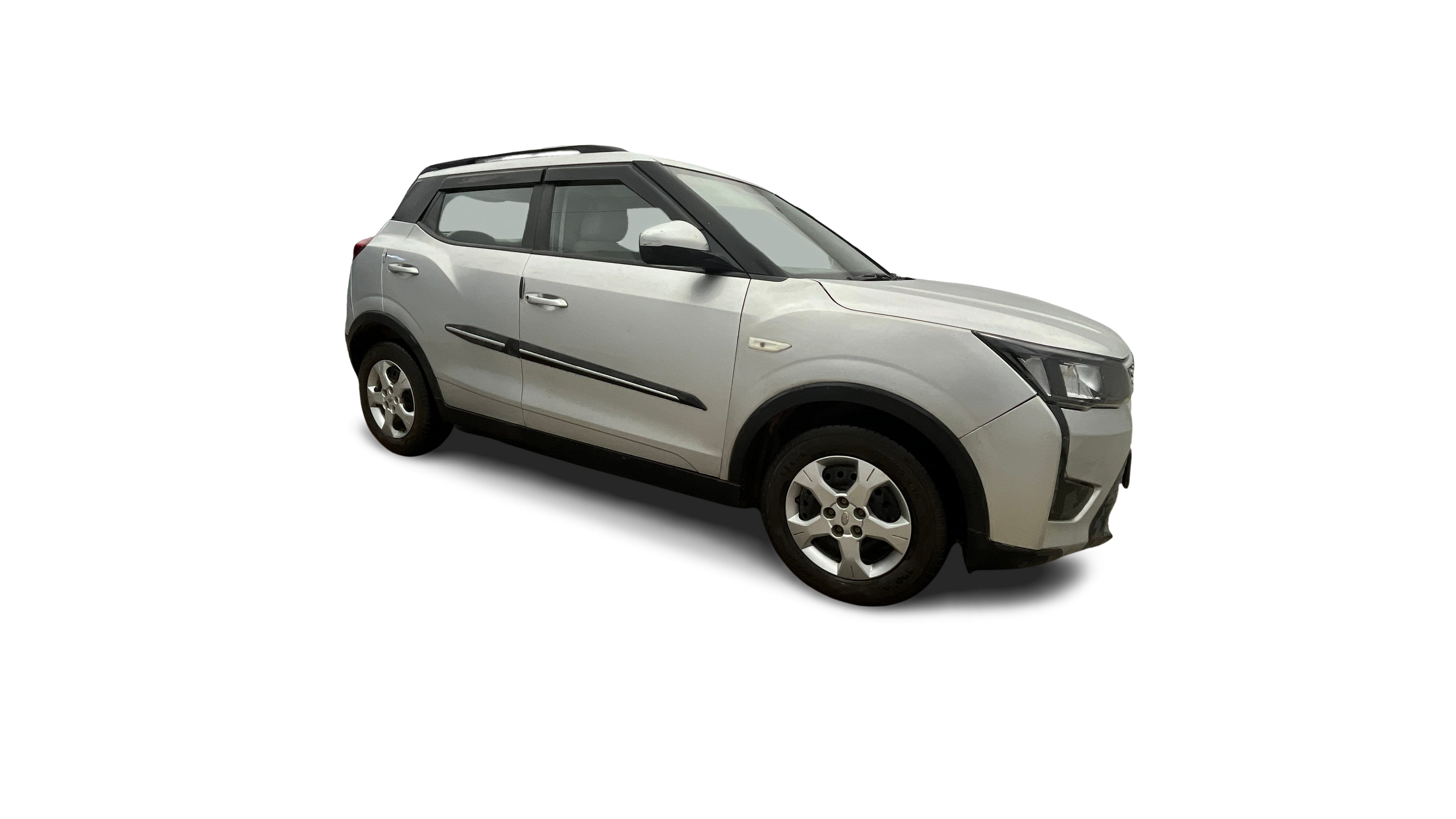 2022 Mahindra XUV300 - SUV - Petrol - Manual - ₹6.08 lakh