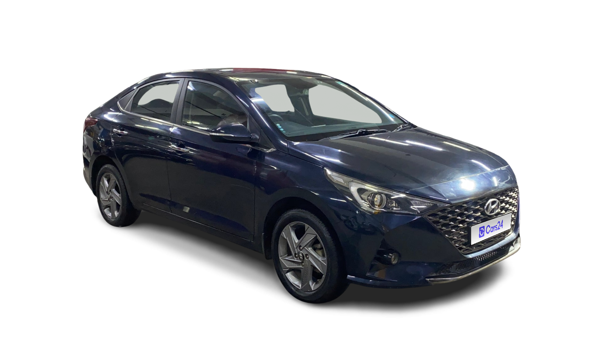 2022 Hyundai Verna - Sedan - Petrol - Manual - ₹8.24 lakh