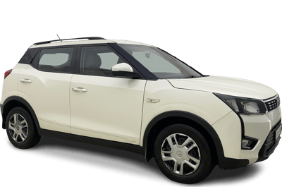 2023 Mahindra XUV300 - SUV - Diesel - Automatic - ₹8.03 lakh