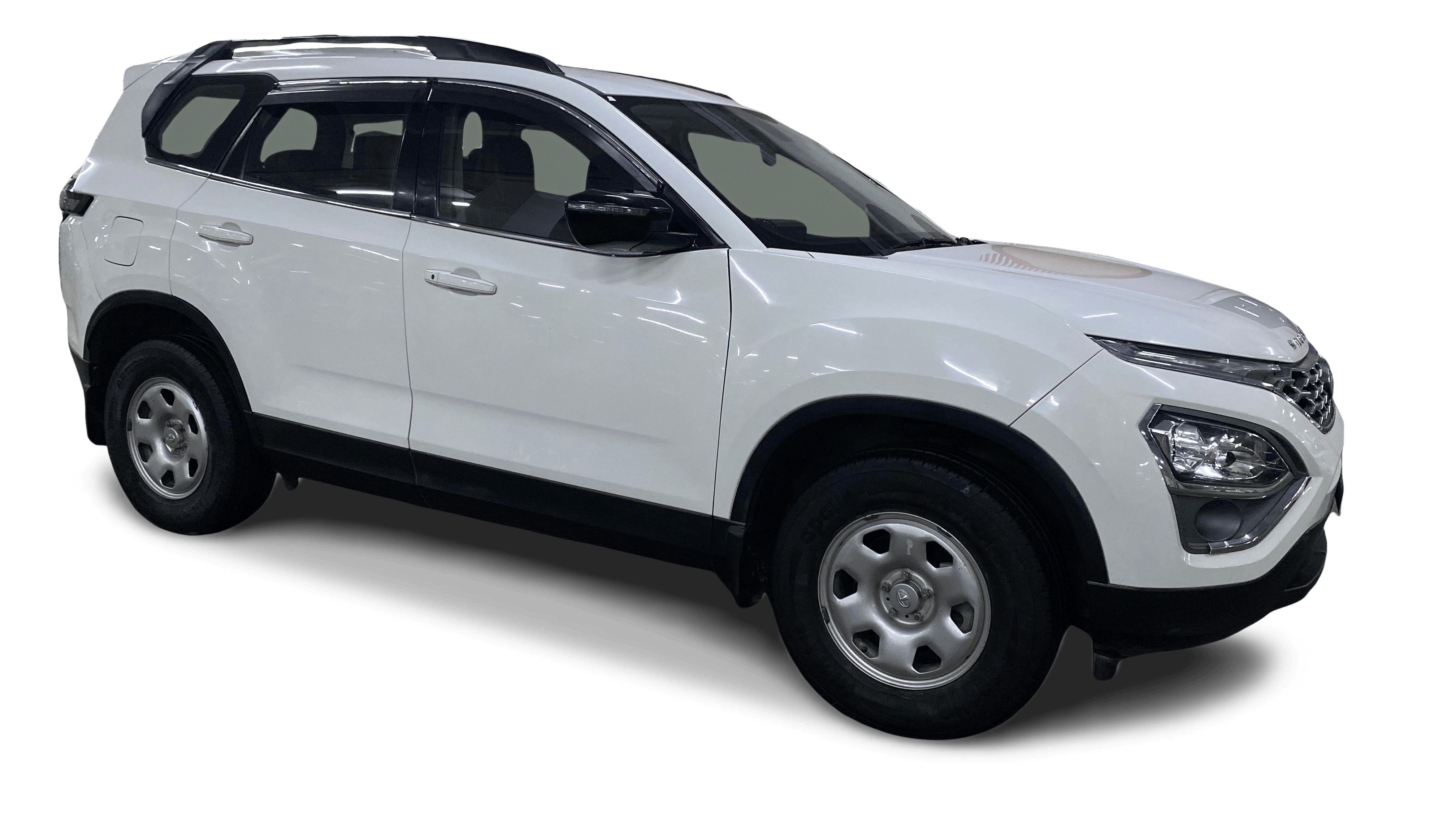 2022 Tata Safari - SUV - Diesel - Manual - ₹9.42 lakh