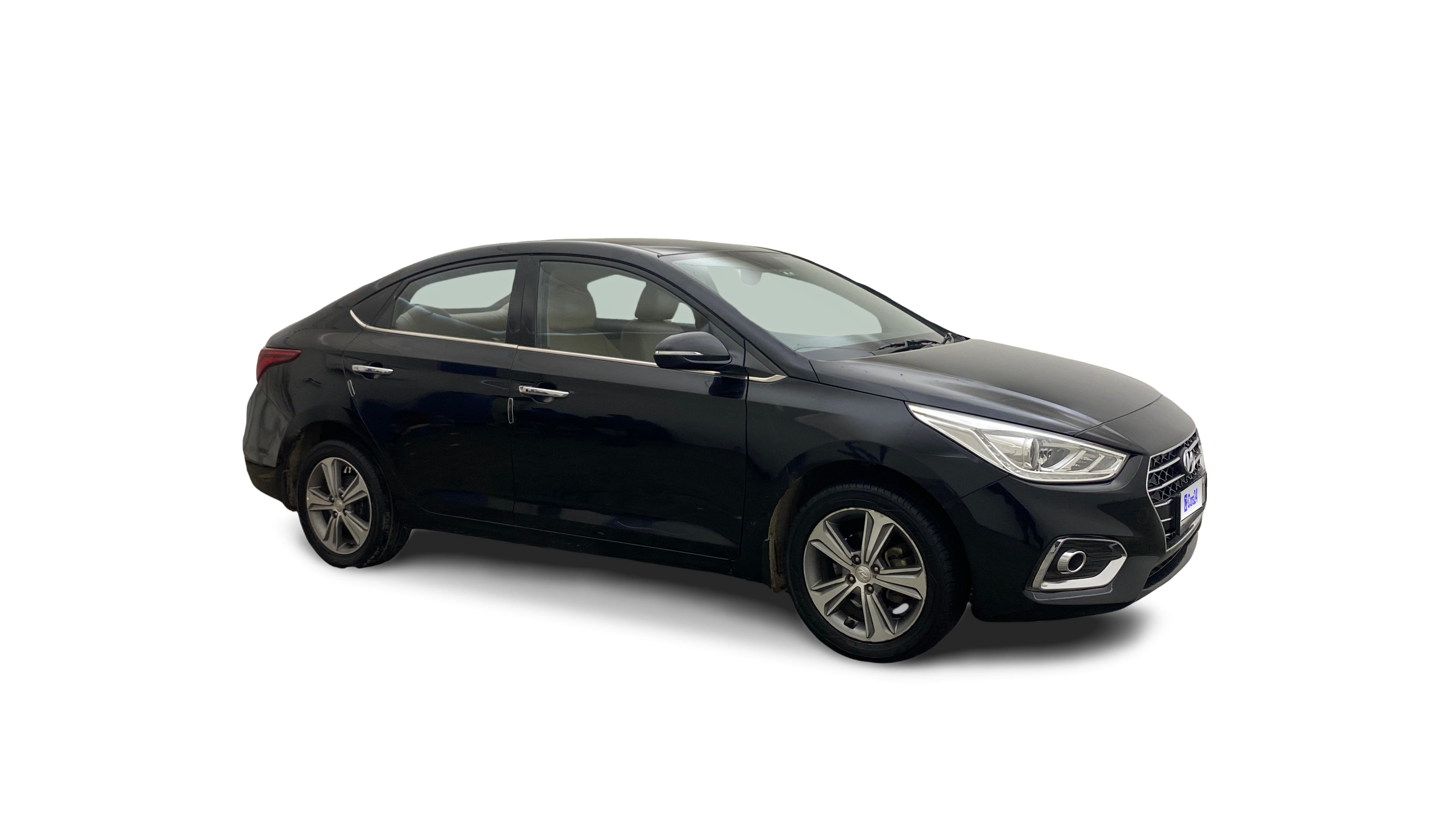 2019 Hyundai Verna - Sedan - Petrol - Manual - ₹6.45 lakh