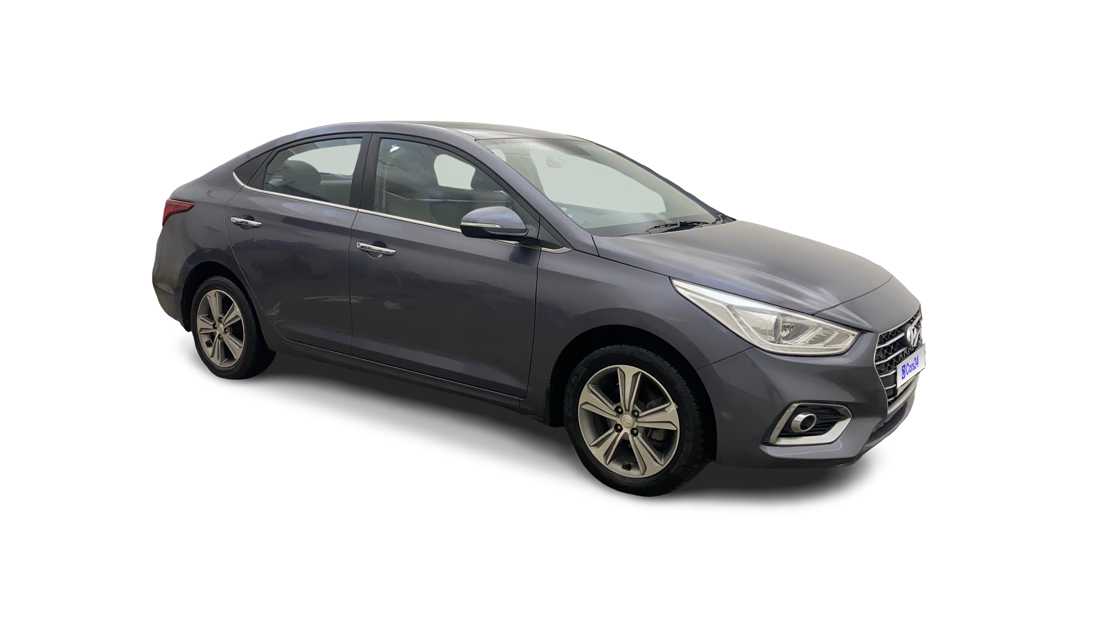 2018 Hyundai Verna - Sedan - Diesel - Manual - ₹7.68 lakh