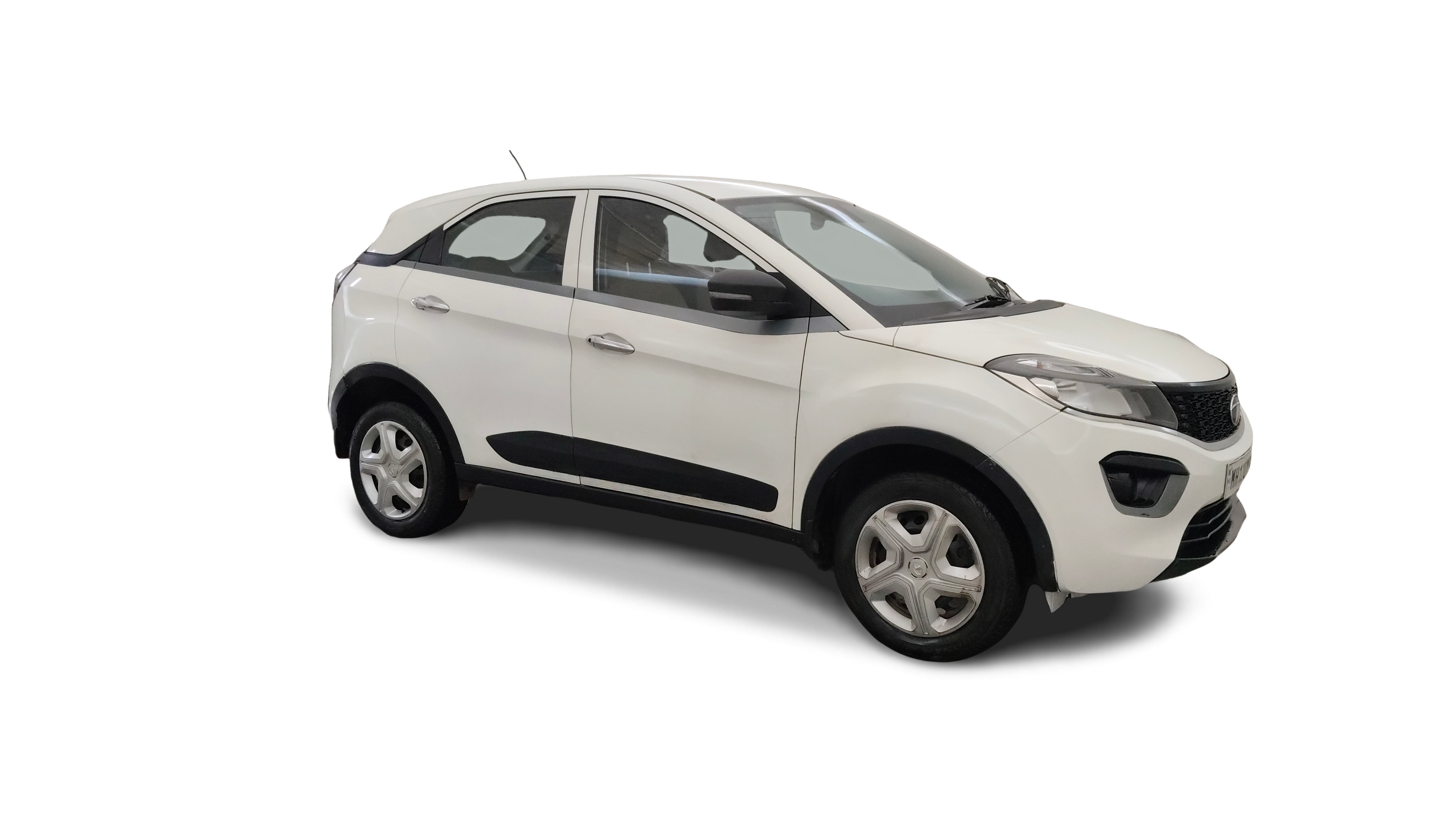 2018 Tata NEXON - SUV - Petrol - Manual - ₹4.50 lakh