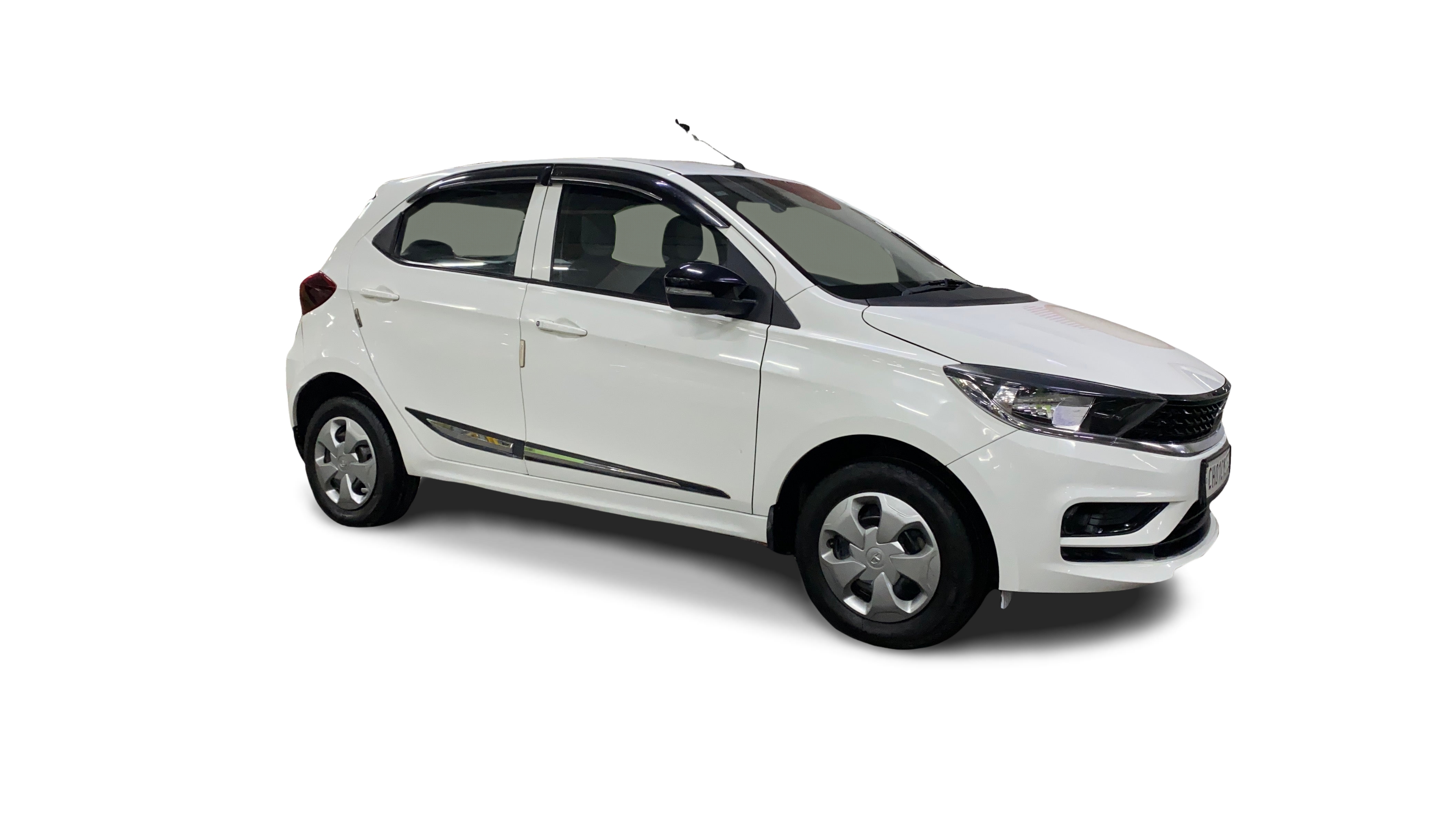 Tata Tiago-img