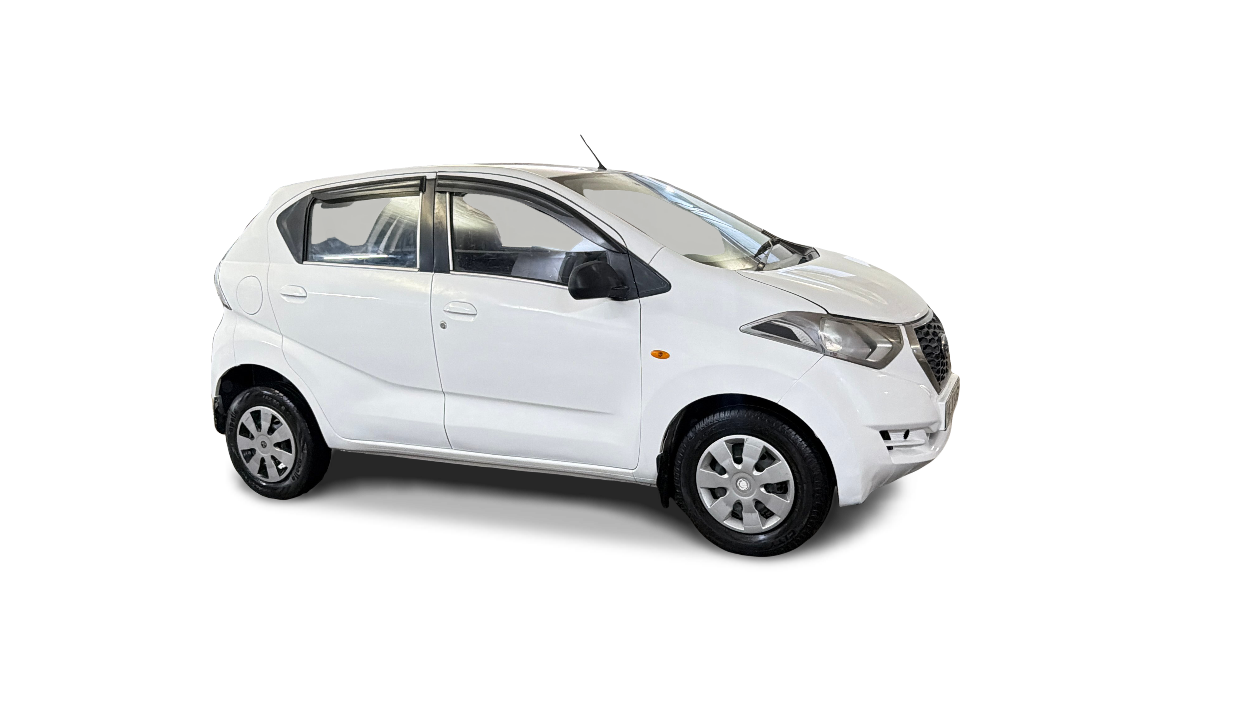 2016 Datsun Redi Go - Hatchback - Petrol - Manual - ₹1.40 lakh