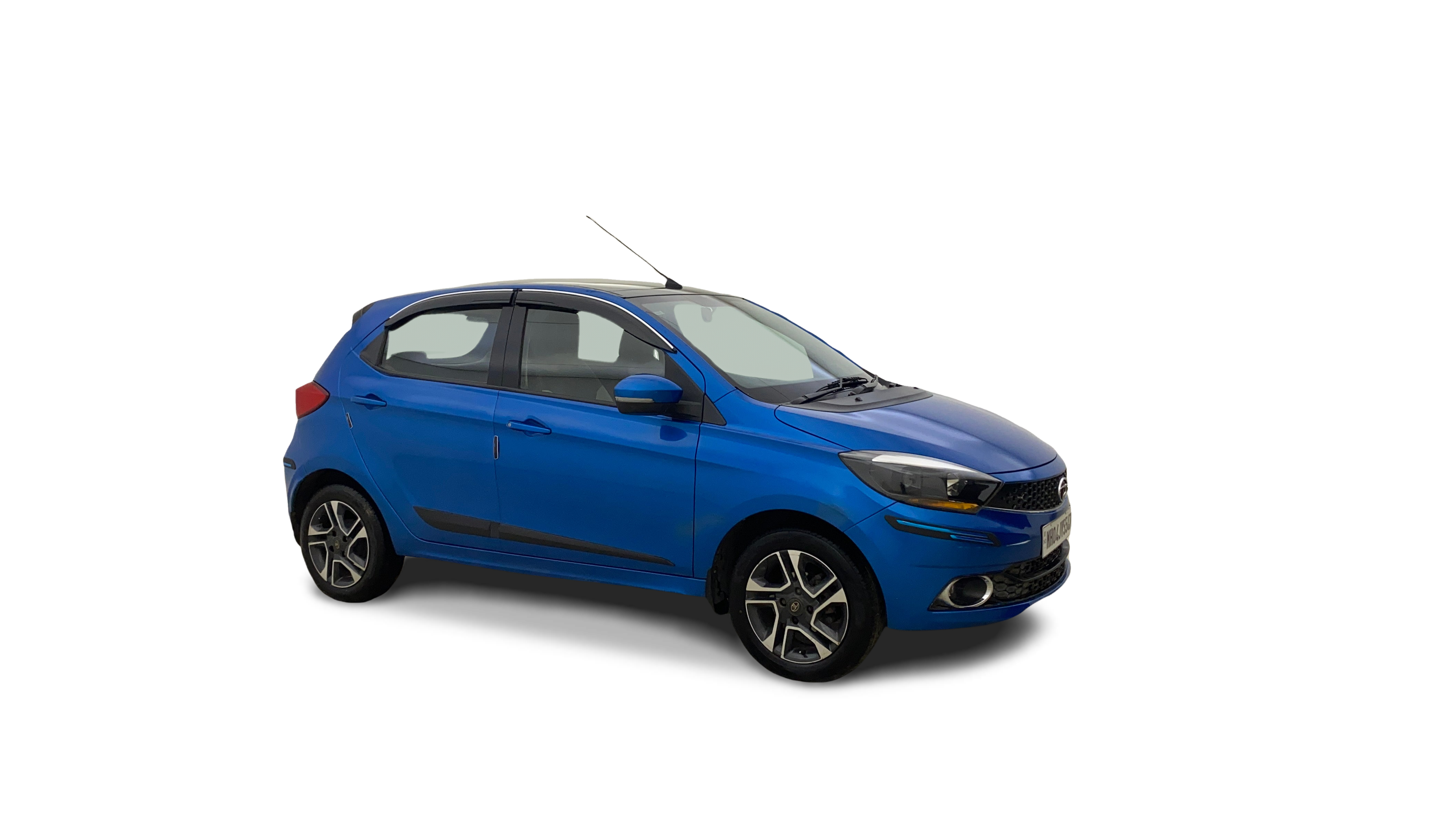 Tata Tiago-img