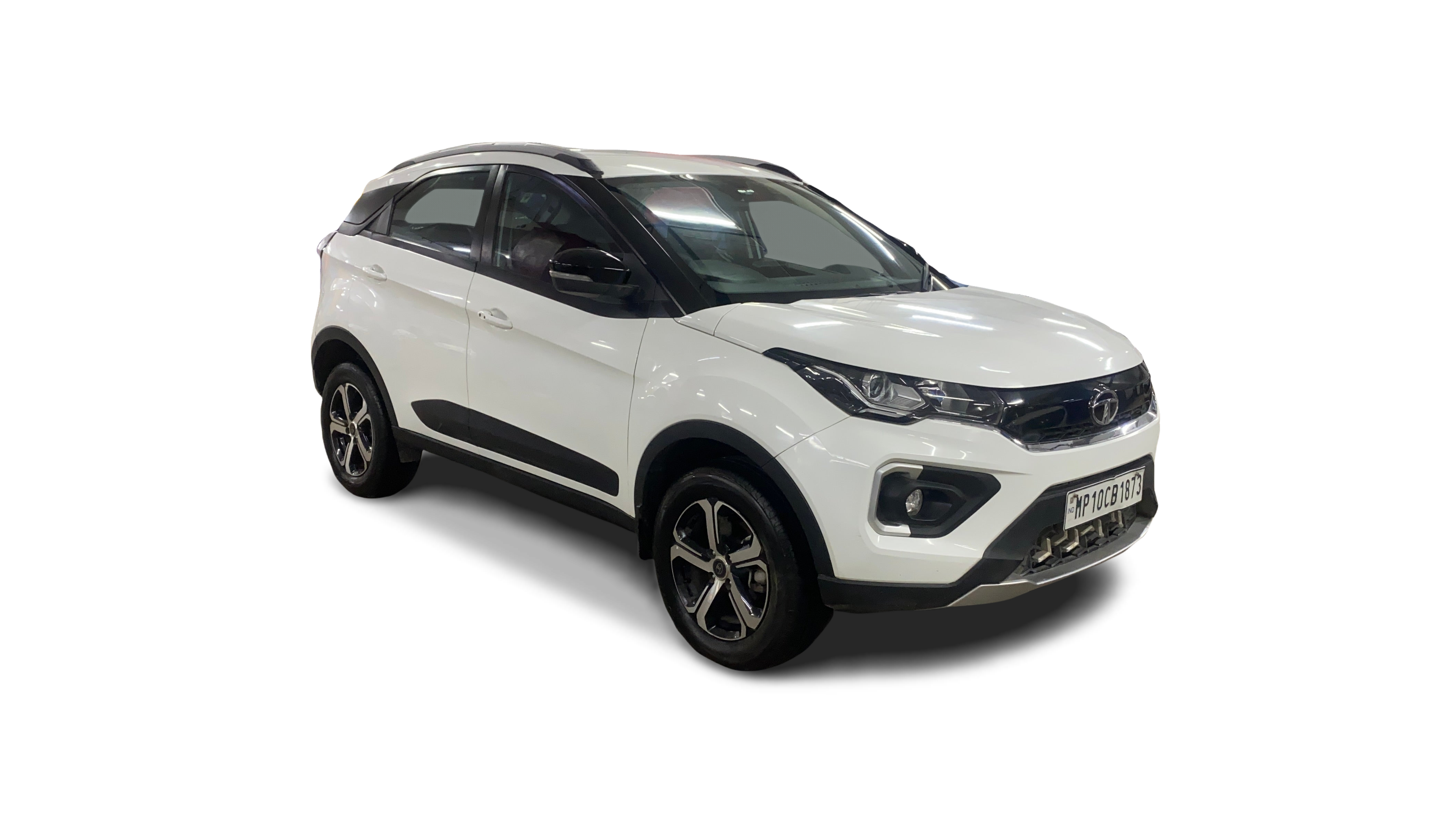 Tata NEXON-img