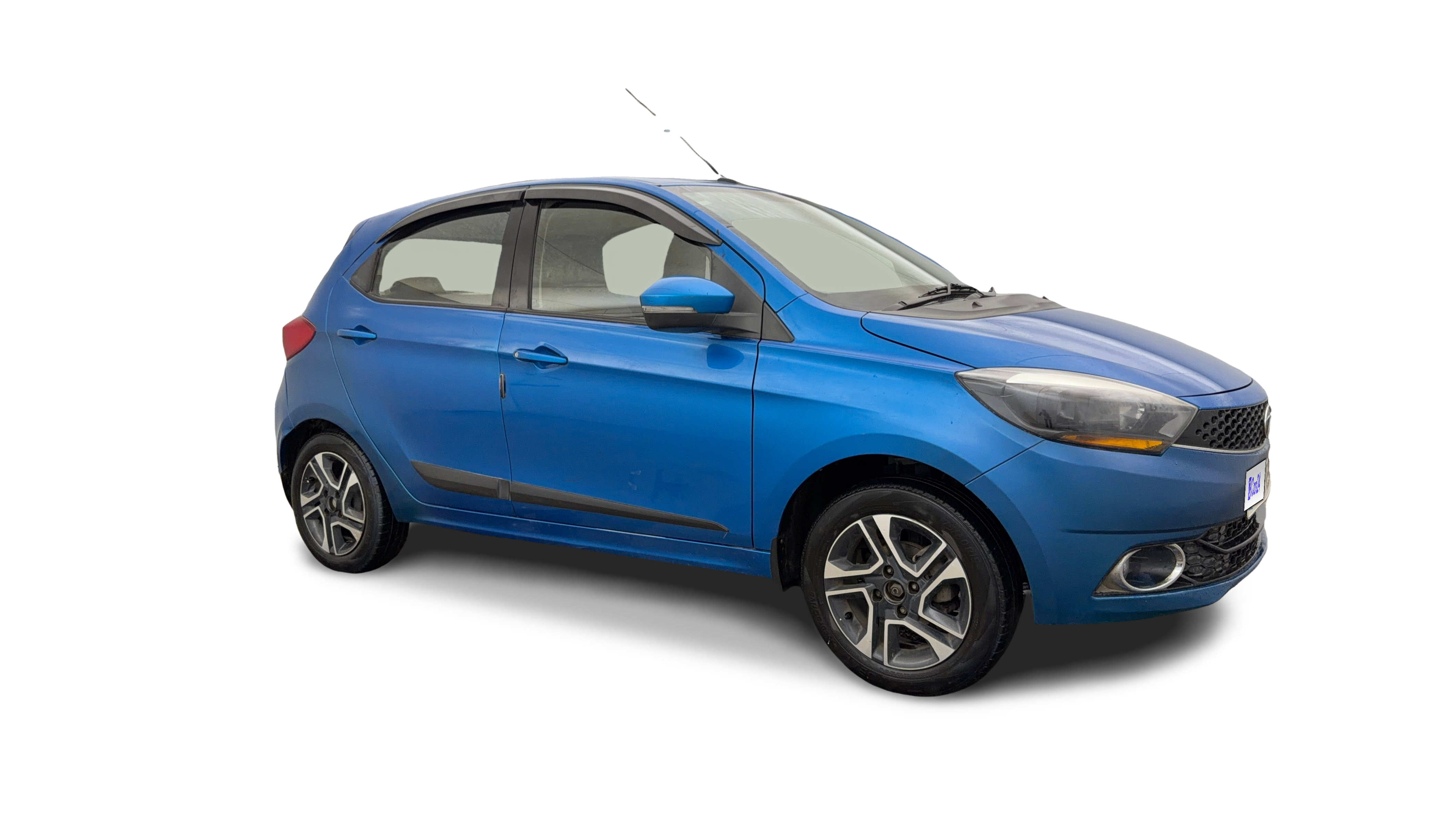 2019 Tata Tiago - Hatchback - CNG - Manual - ₹3.40 lakh