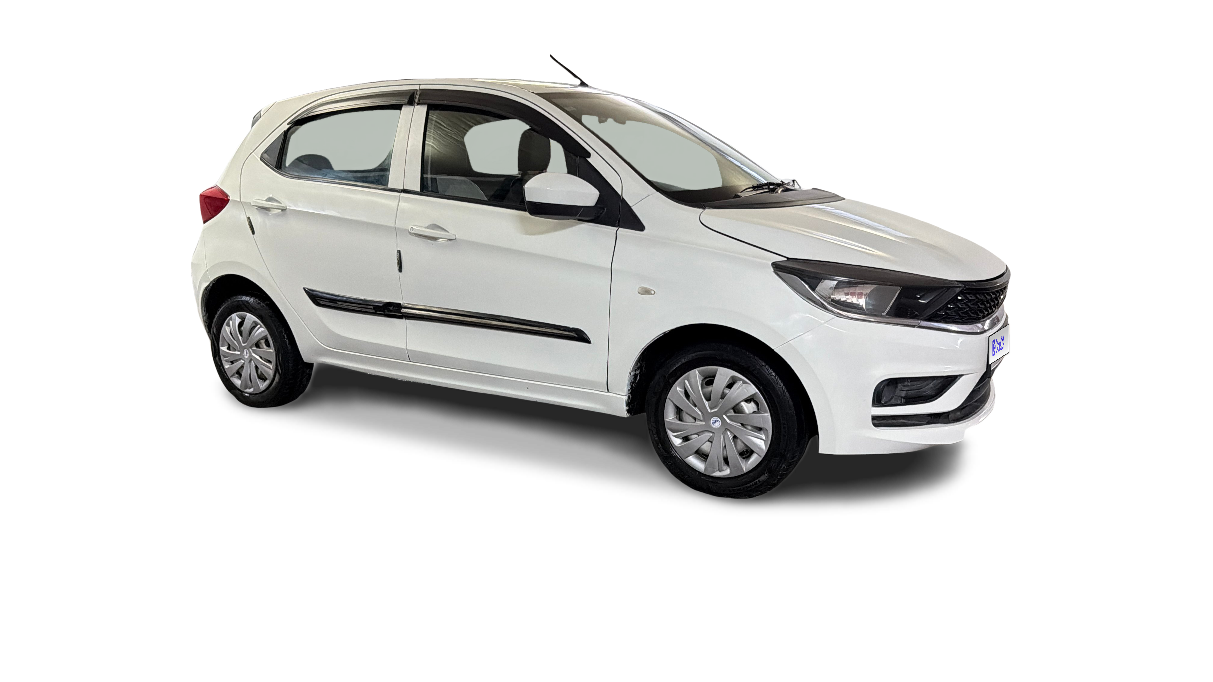 2023 Tata Tiago - Hatchback - CNG - Manual - ₹4.39 lakh