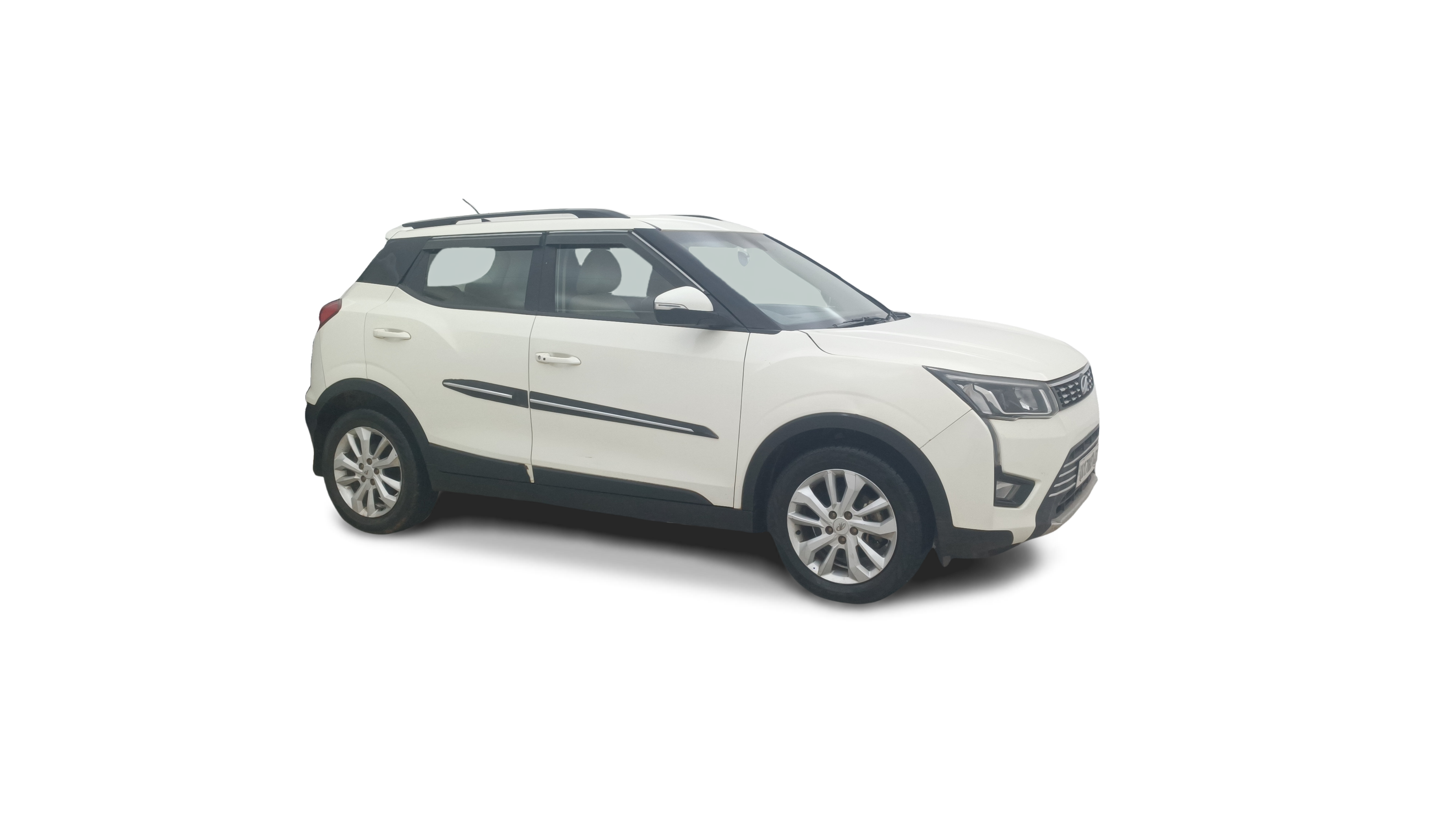2021 Mahindra XUV300 - SUV - Petrol - Manual - ₹8.47 lakh