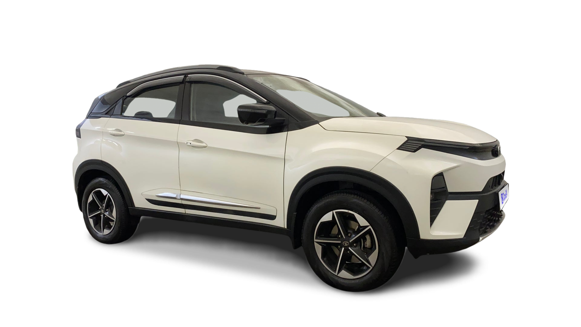 2025 Tata NEXON - SUV - CNG - Automatic - ₹11.99 lakh