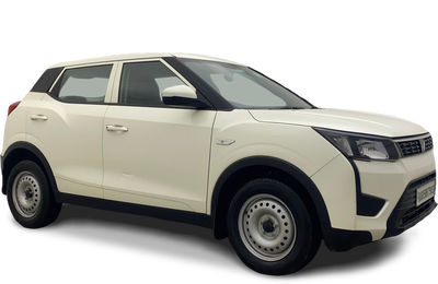 Mahindra XUV300-img