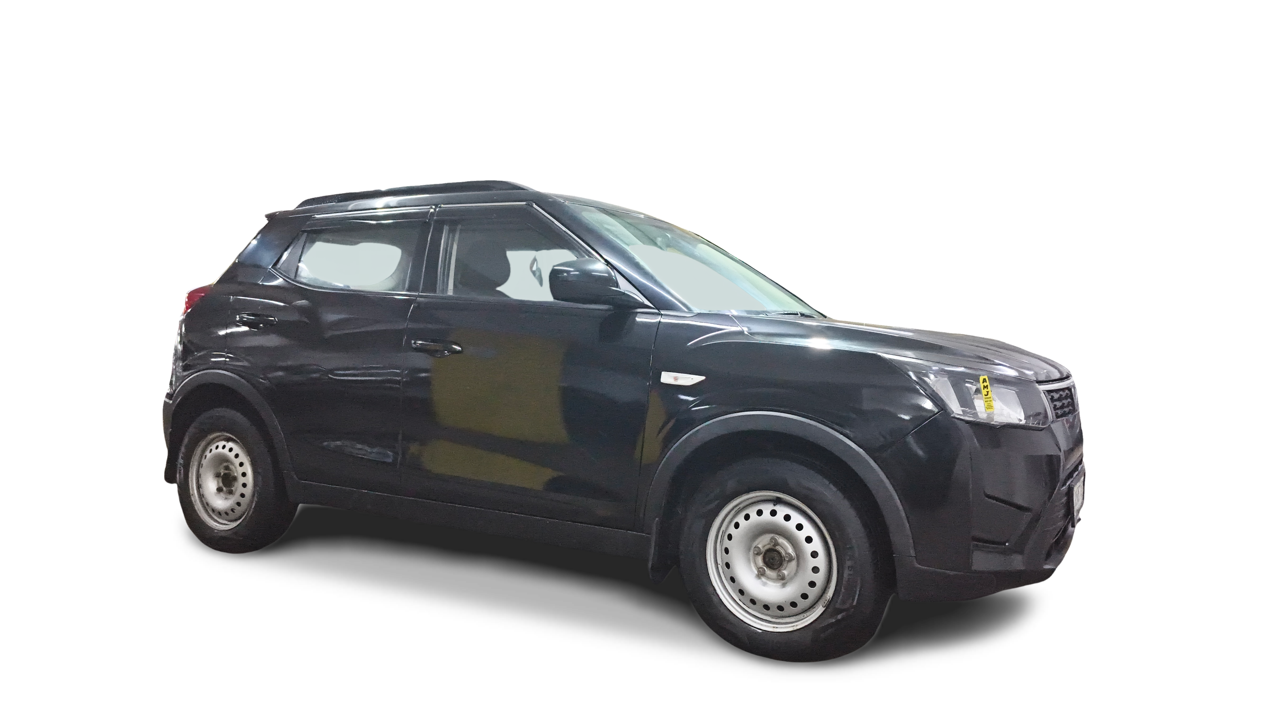 2022 Mahindra XUV300 - SUV - Petrol - Manual - ₹6.00 lakh