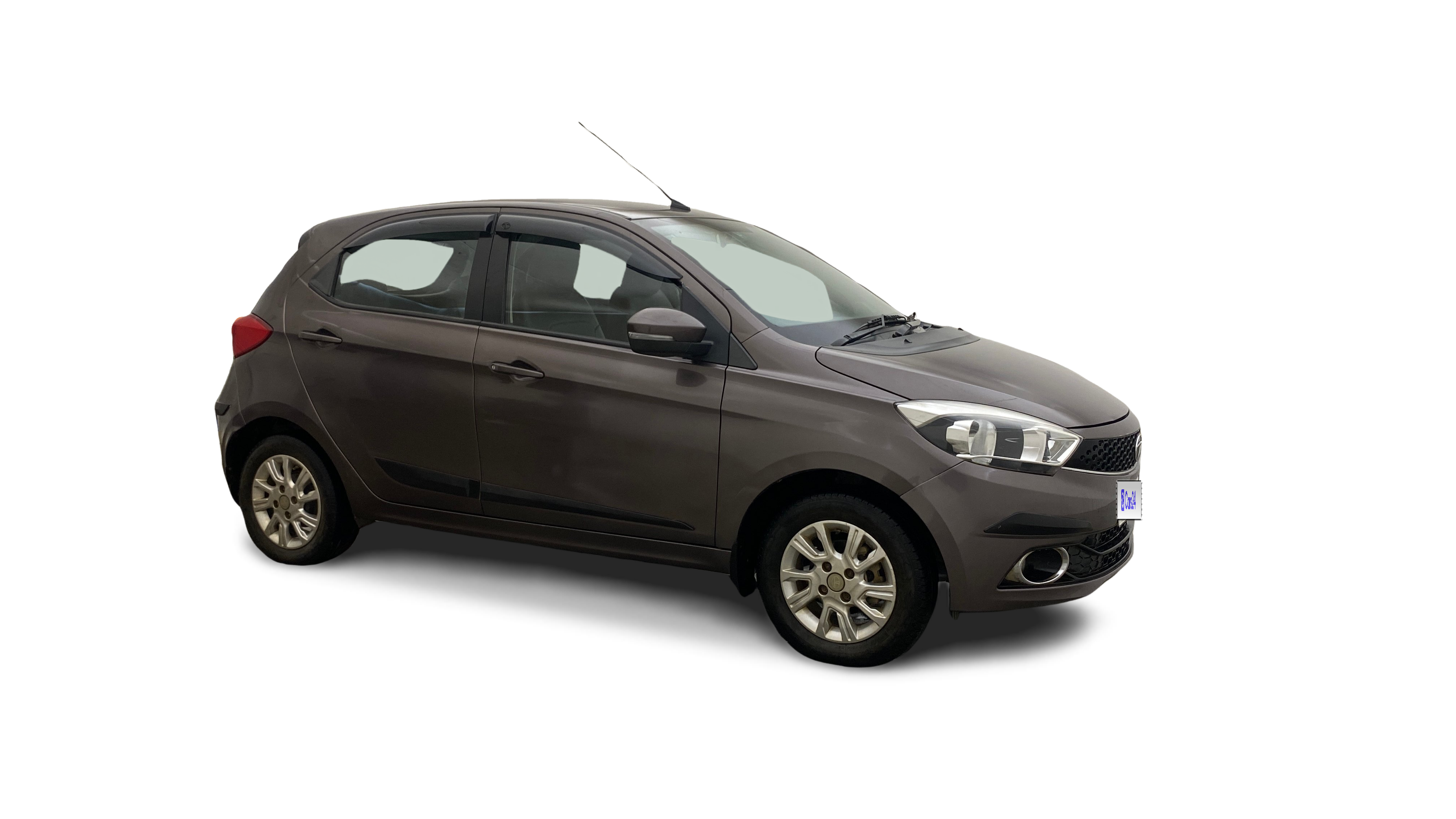 2018 Tata Tiago - Hatchback - Petrol - Automatic - ₹3.45 lakh