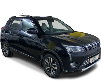 Mahindra XUV300-img