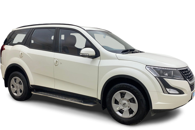 Mahindra XUV500-img