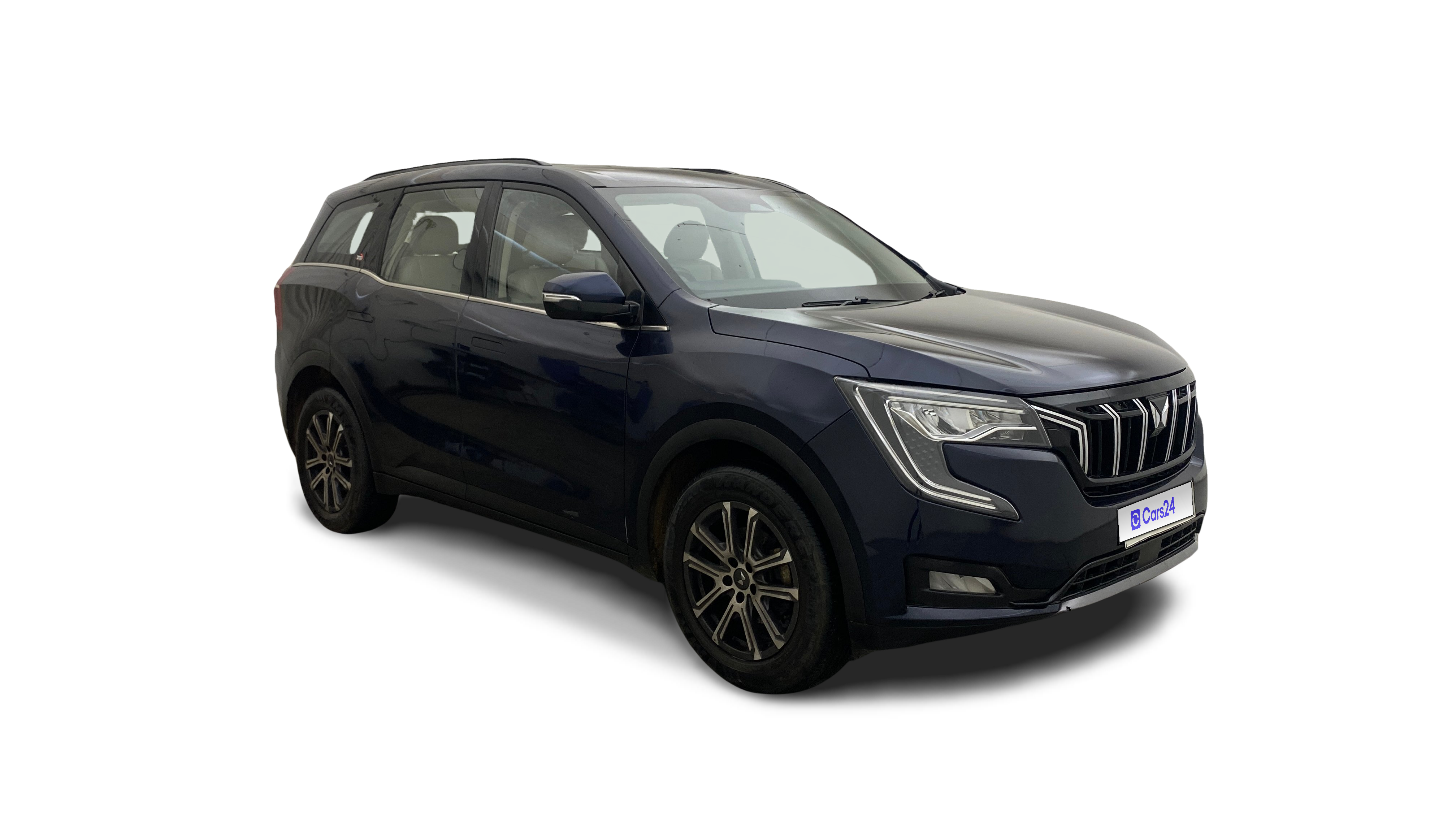 2022 Mahindra XUV700 - SUV - Petrol - Automatic - ₹15.91 lakh