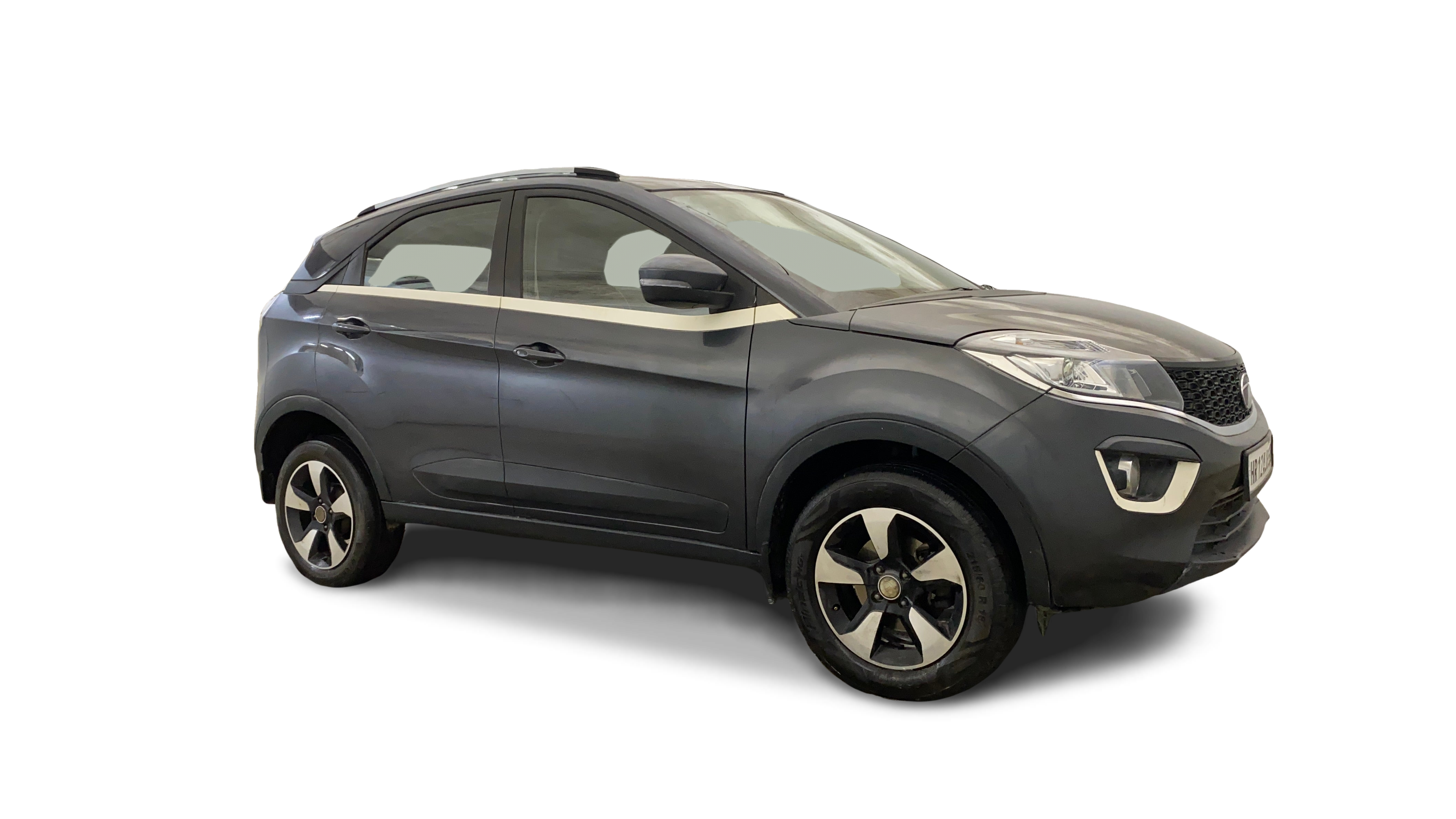 Tata NEXON-img