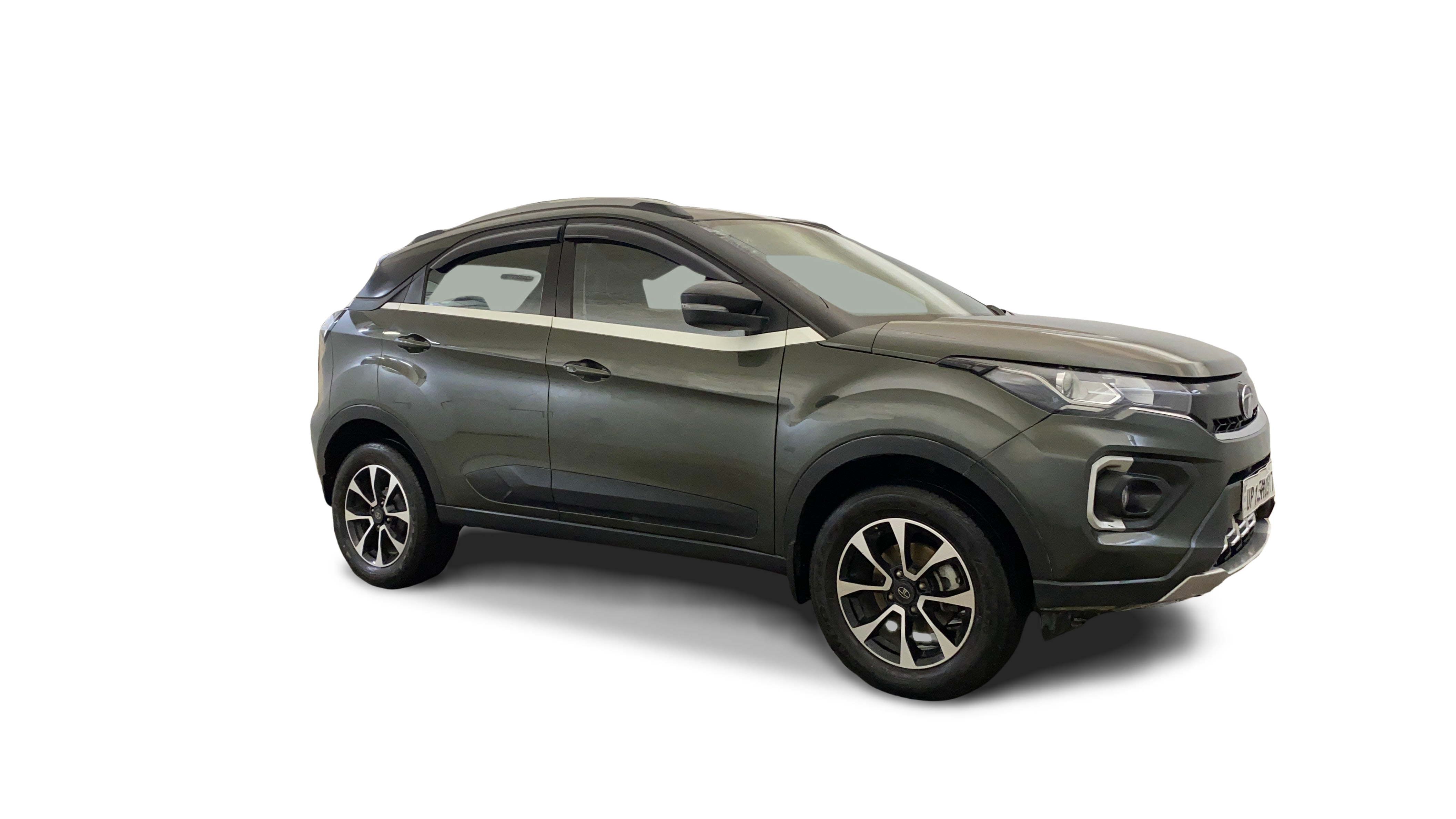 Tata NEXON-img