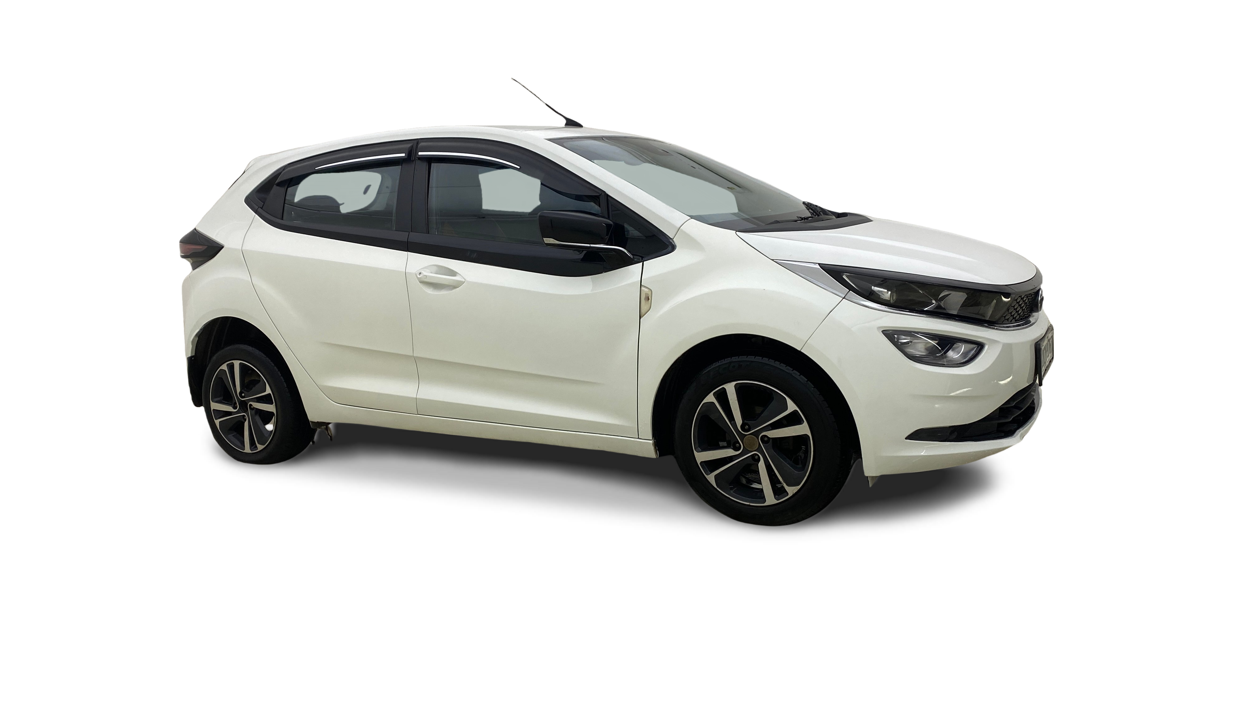 2023 Tata ALTROZ - Hatchback - Petrol - Manual - ₹6.89 lakh