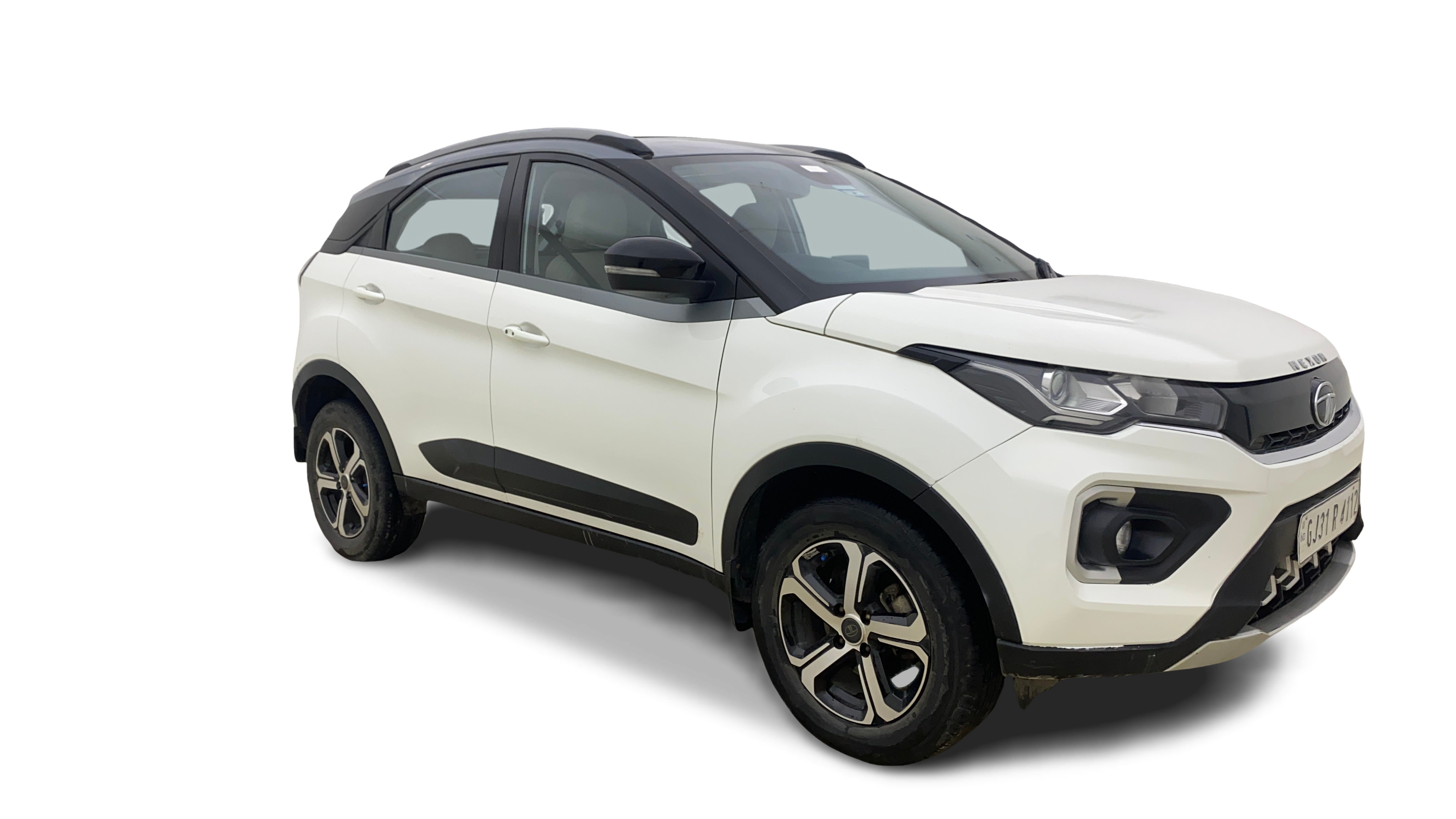 Tata NEXON-img