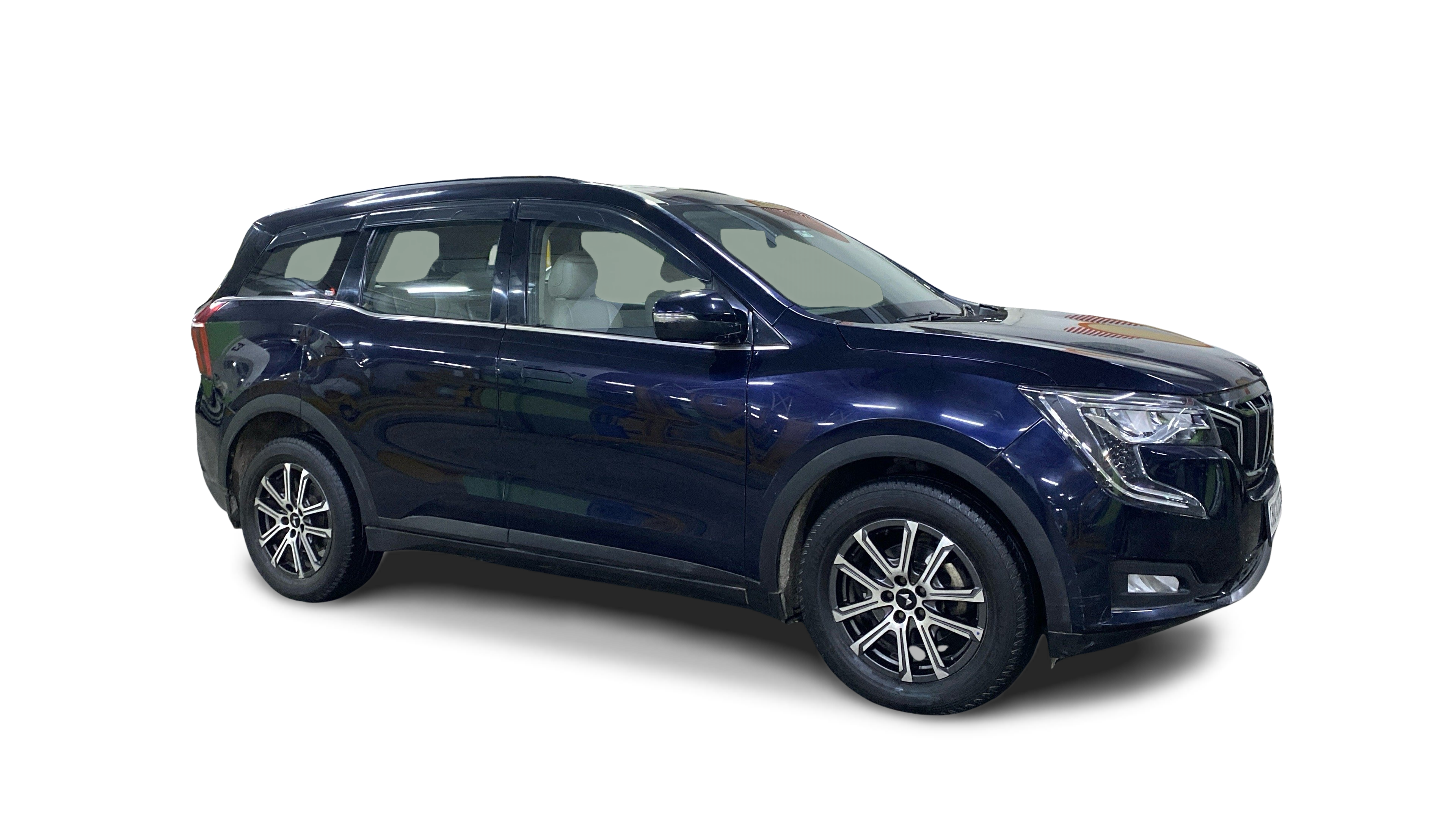 2025 Mahindra XUV700 - SUV - Diesel - Automatic - ₹19.40 lakh