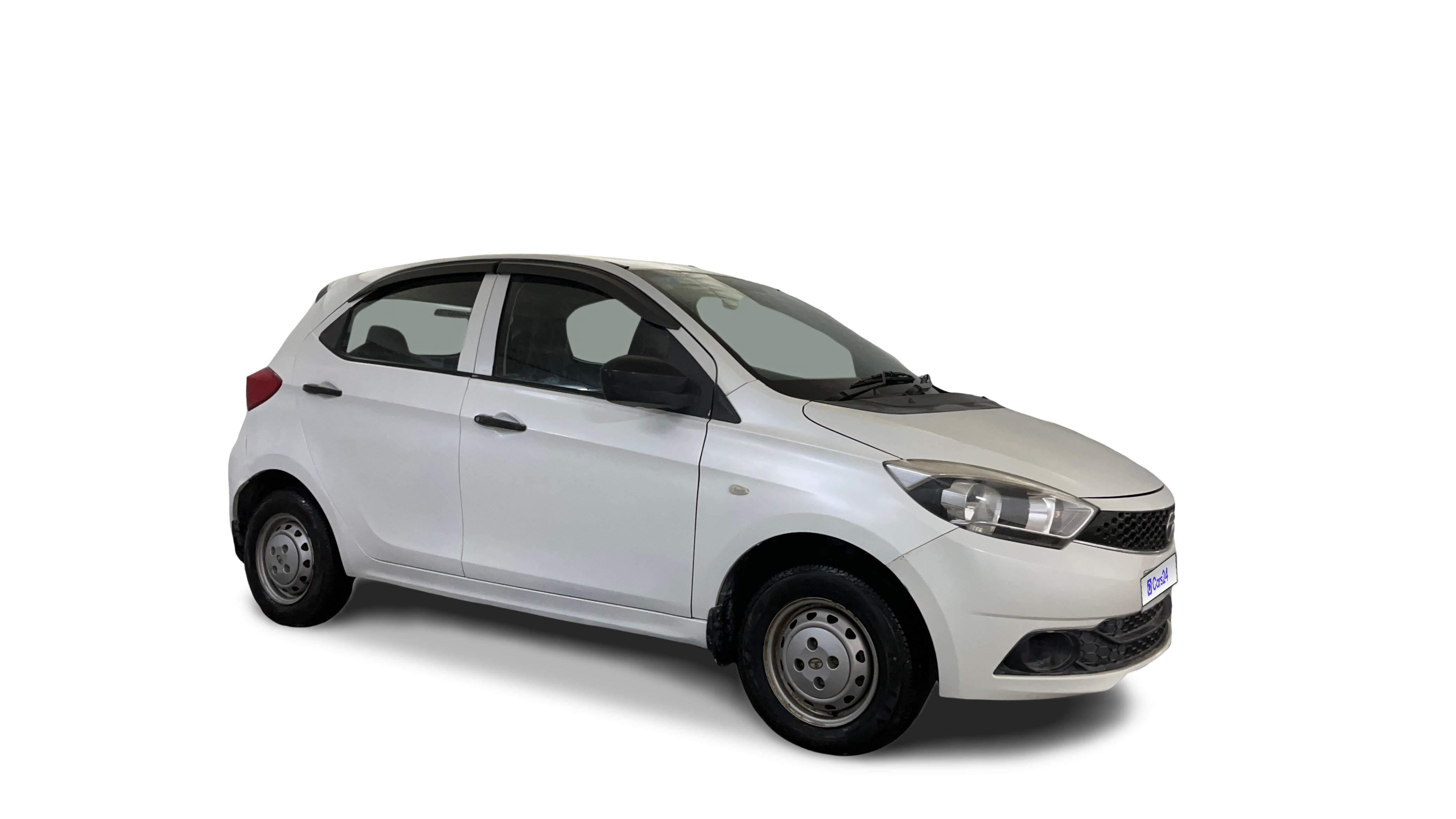 2016 Tata Tiago - Hatchback - Petrol - Manual - ₹2.17 lakh