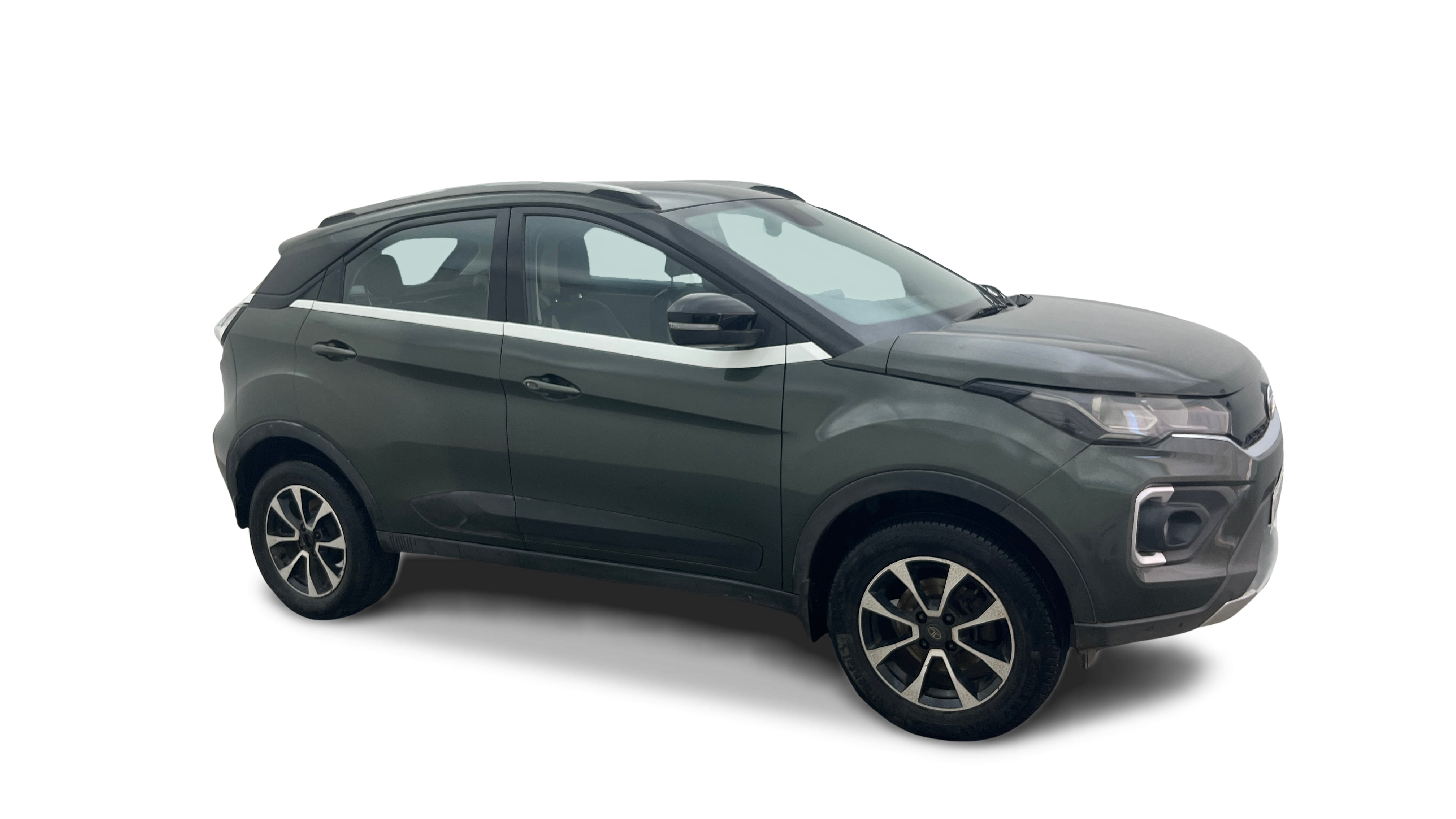 2020 Tata NEXON - SUV - Petrol - Manual - ₹6.22 lakh