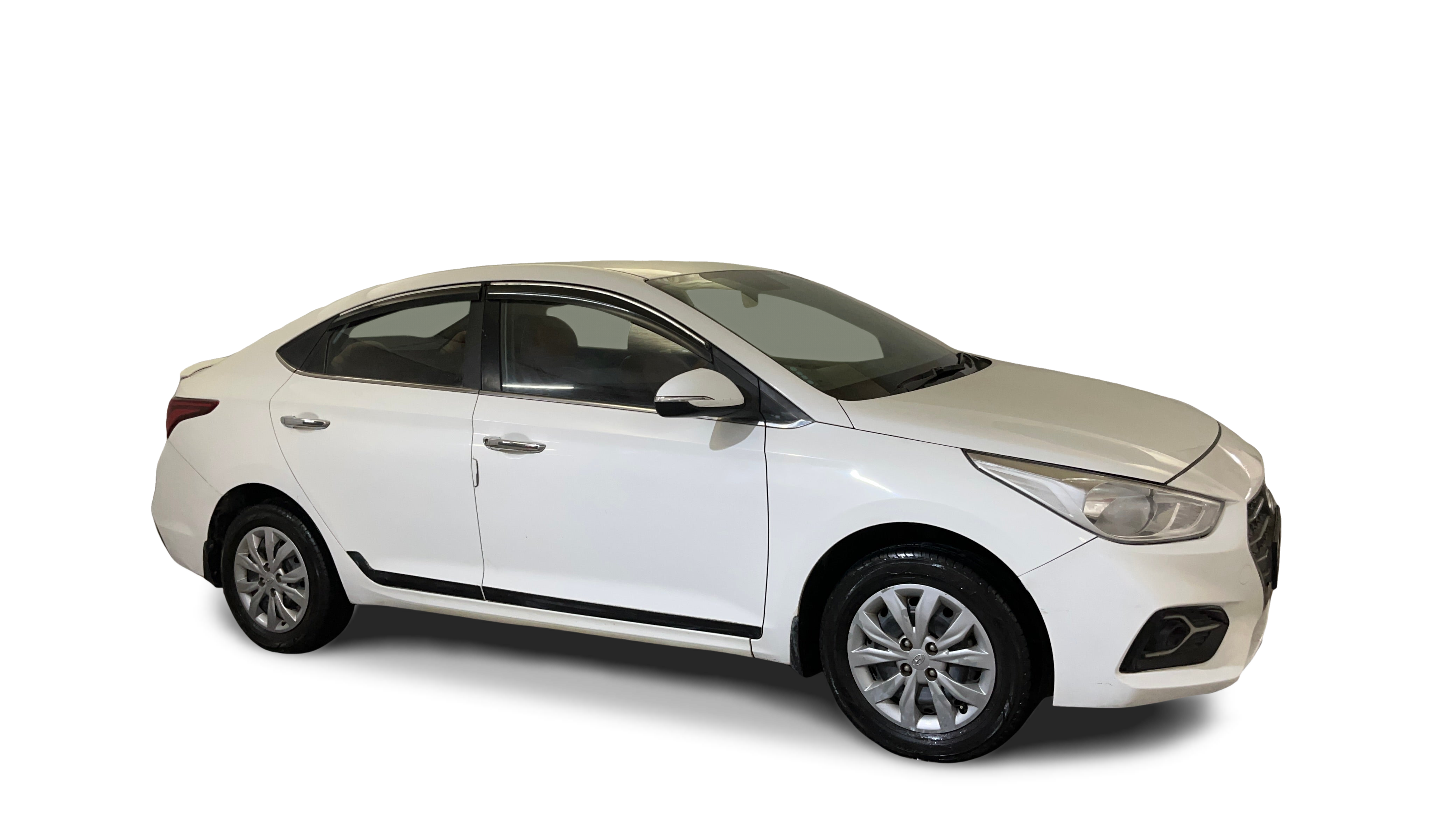 2019 Hyundai Verna - Sedan - Petrol - Manual - ₹5.28 lakh