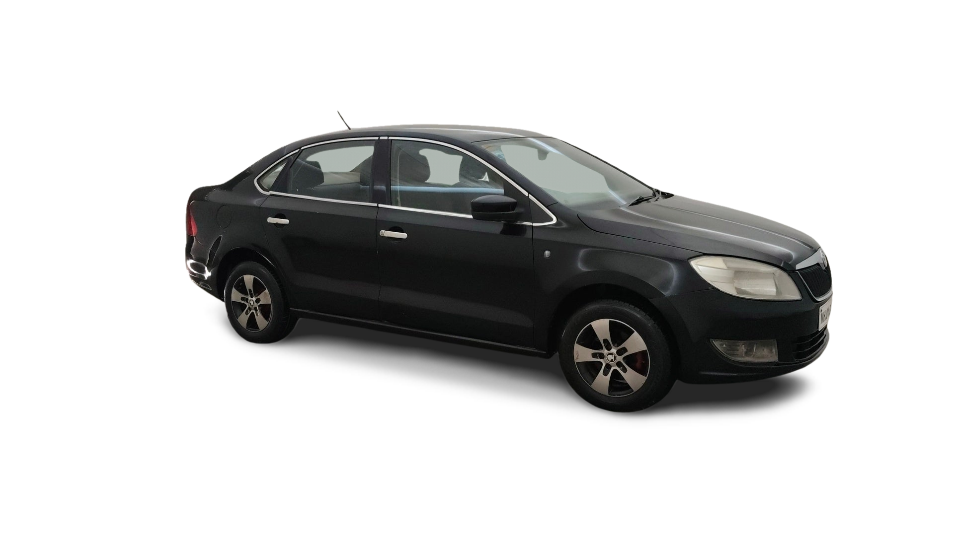 2014 Skoda Rapid - Sedan - CNG - Manual - ₹2.13 lakh