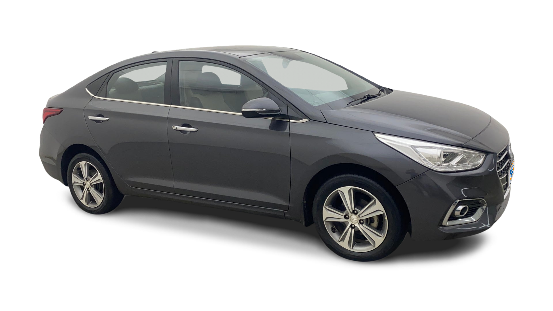 Hyundai Verna-img
