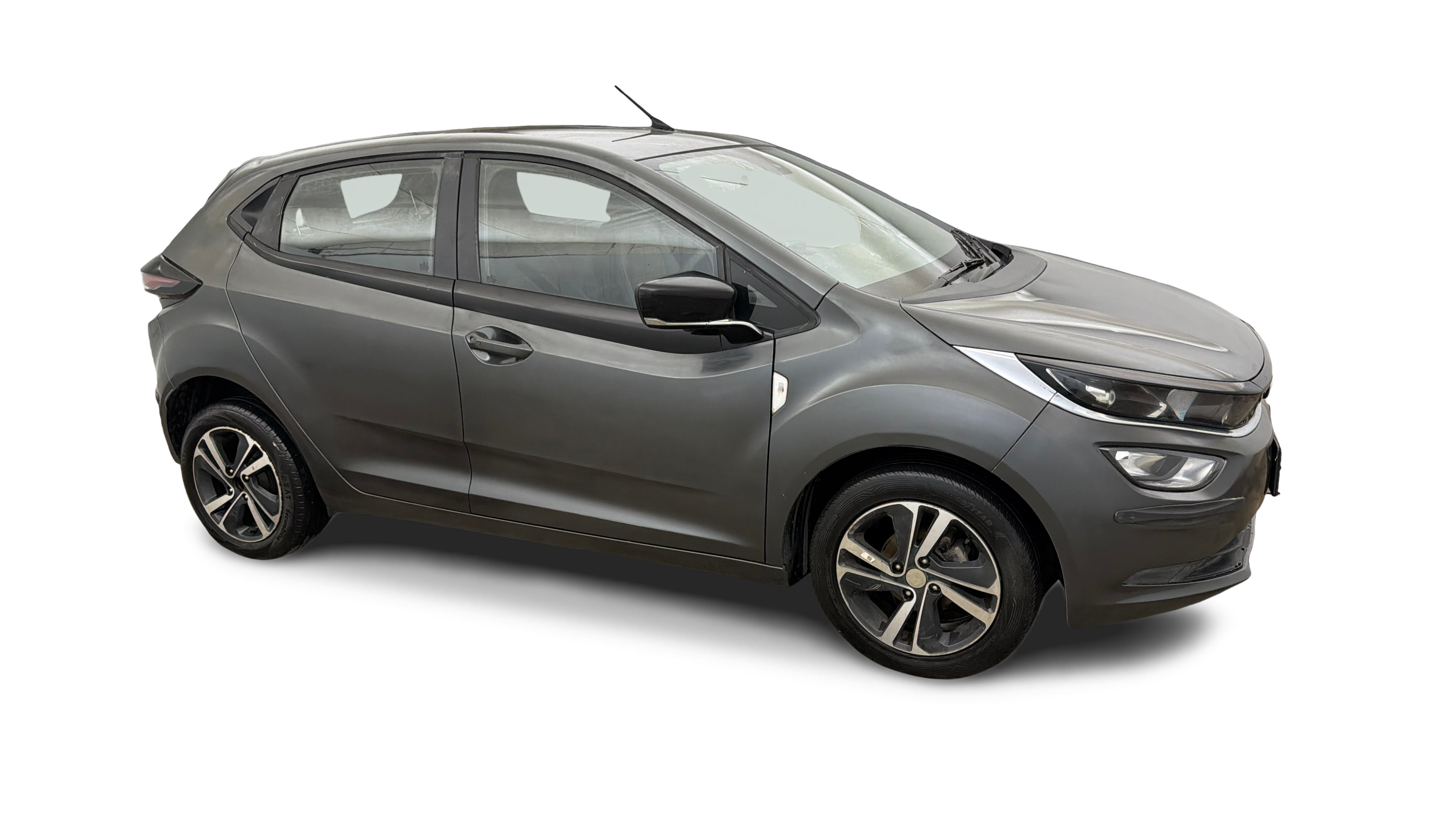 2022 Tata ALTROZ - Hatchback - Petrol - Manual - ₹4.90 lakh