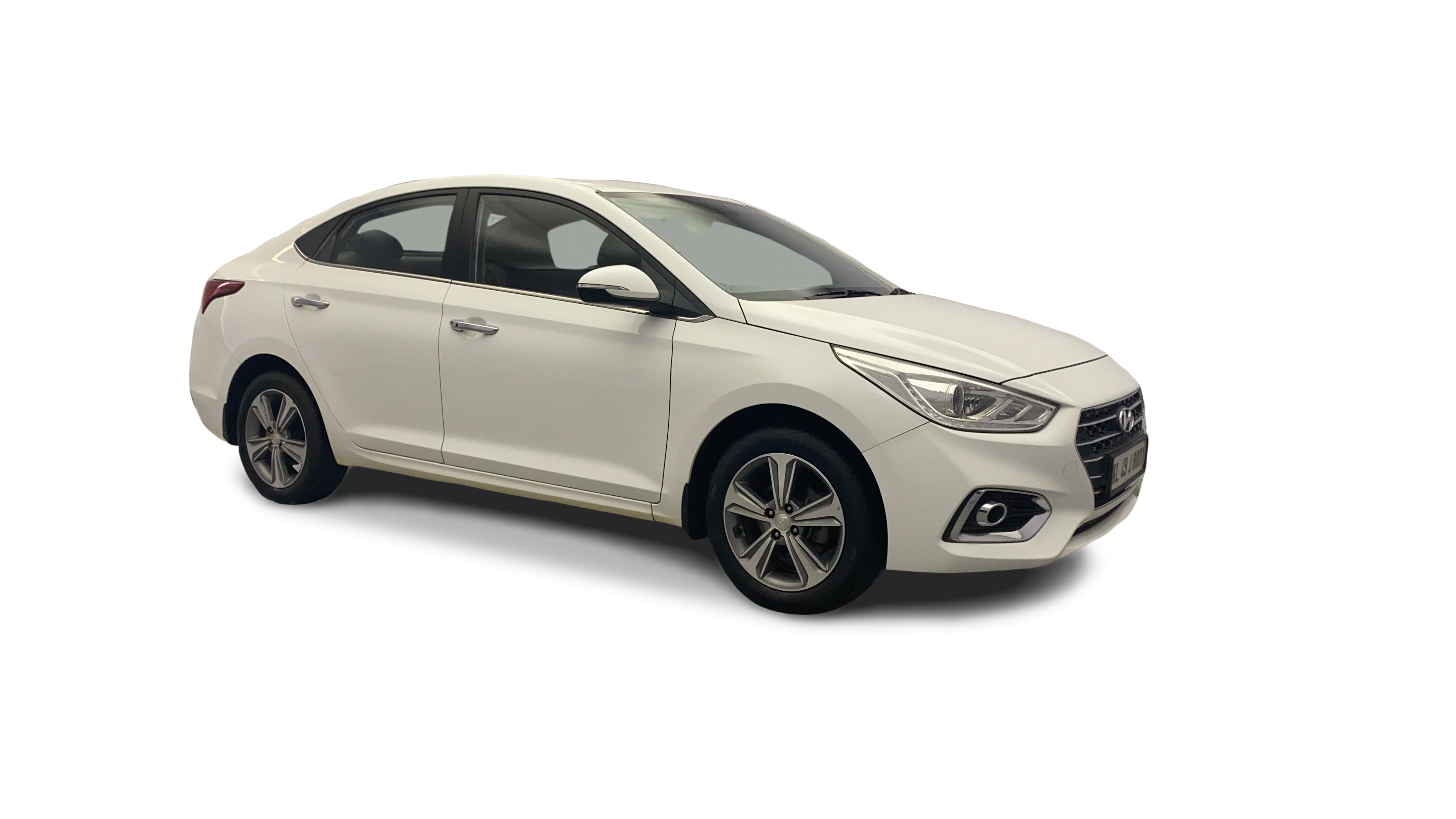 Hyundai Verna-img