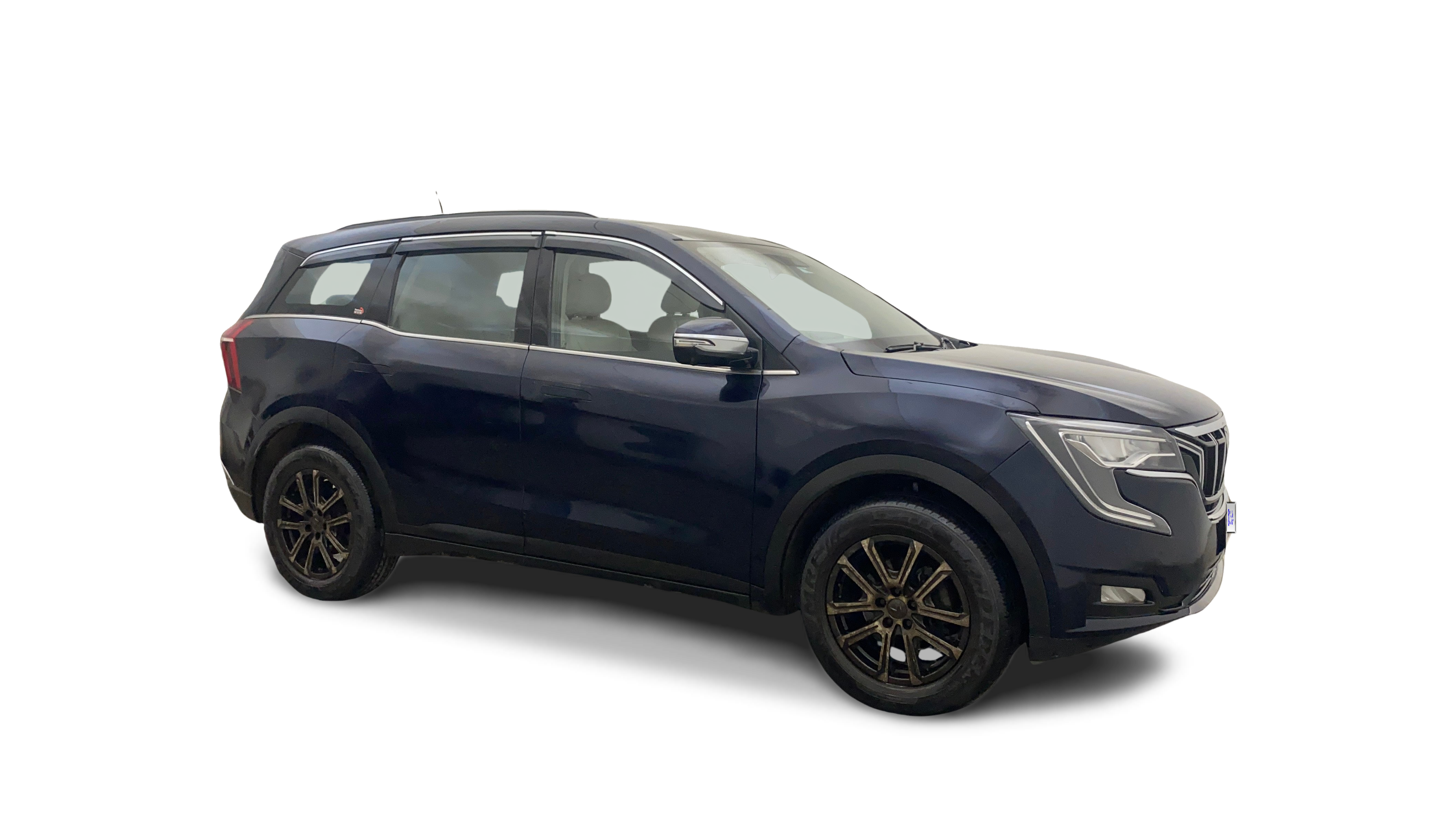 2023 Mahindra XUV700 - SUV - Diesel - Automatic - ₹20.44 lakh