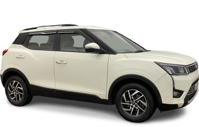 2022 Mahindra XUV300 - SUV - Diesel - Manual - ₹6.86 lakh