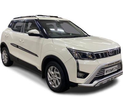 Mahindra XUV300-img