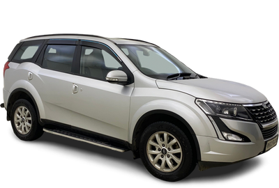 Mahindra XUV500-img