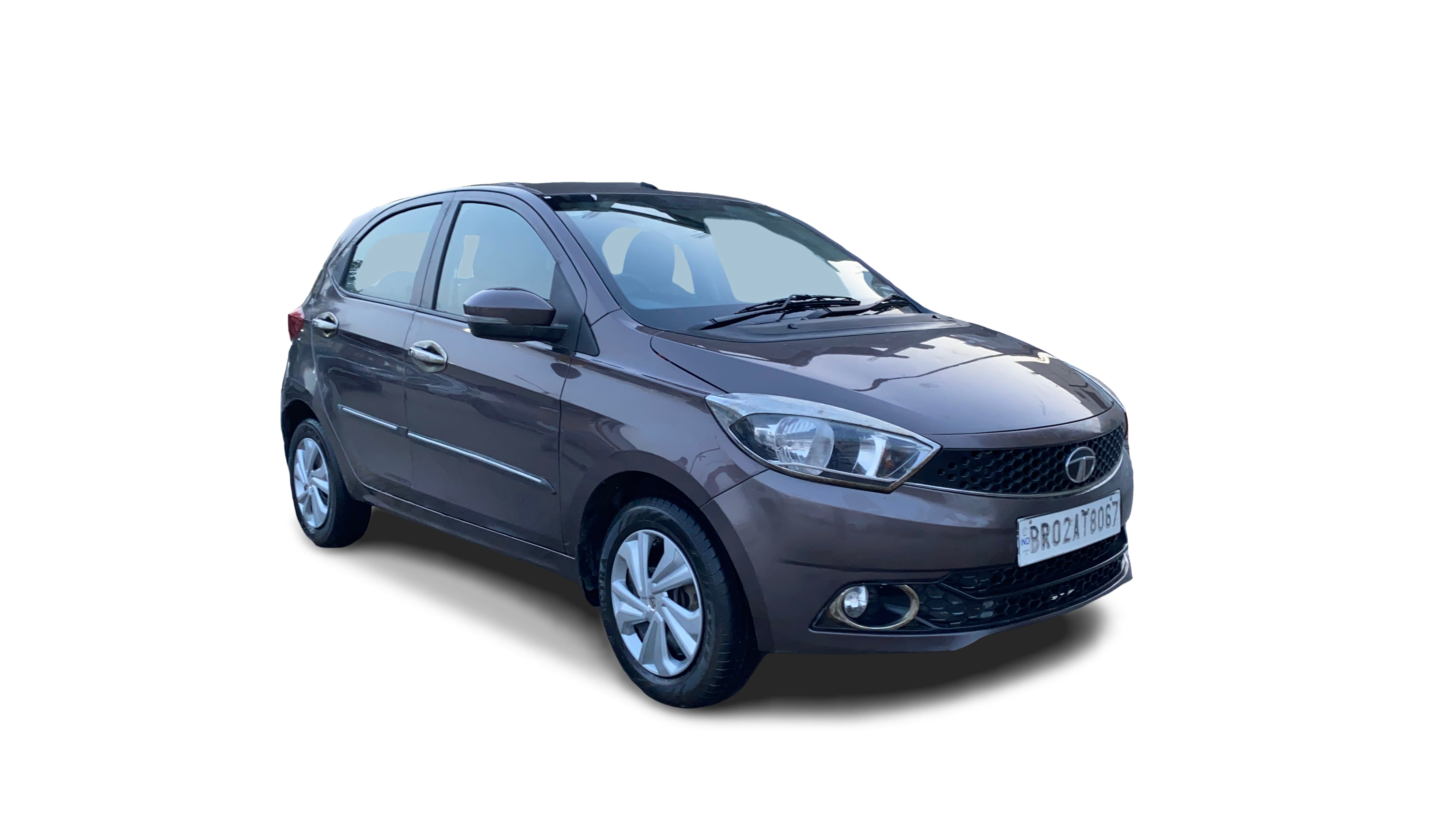 Tata Tiago-img