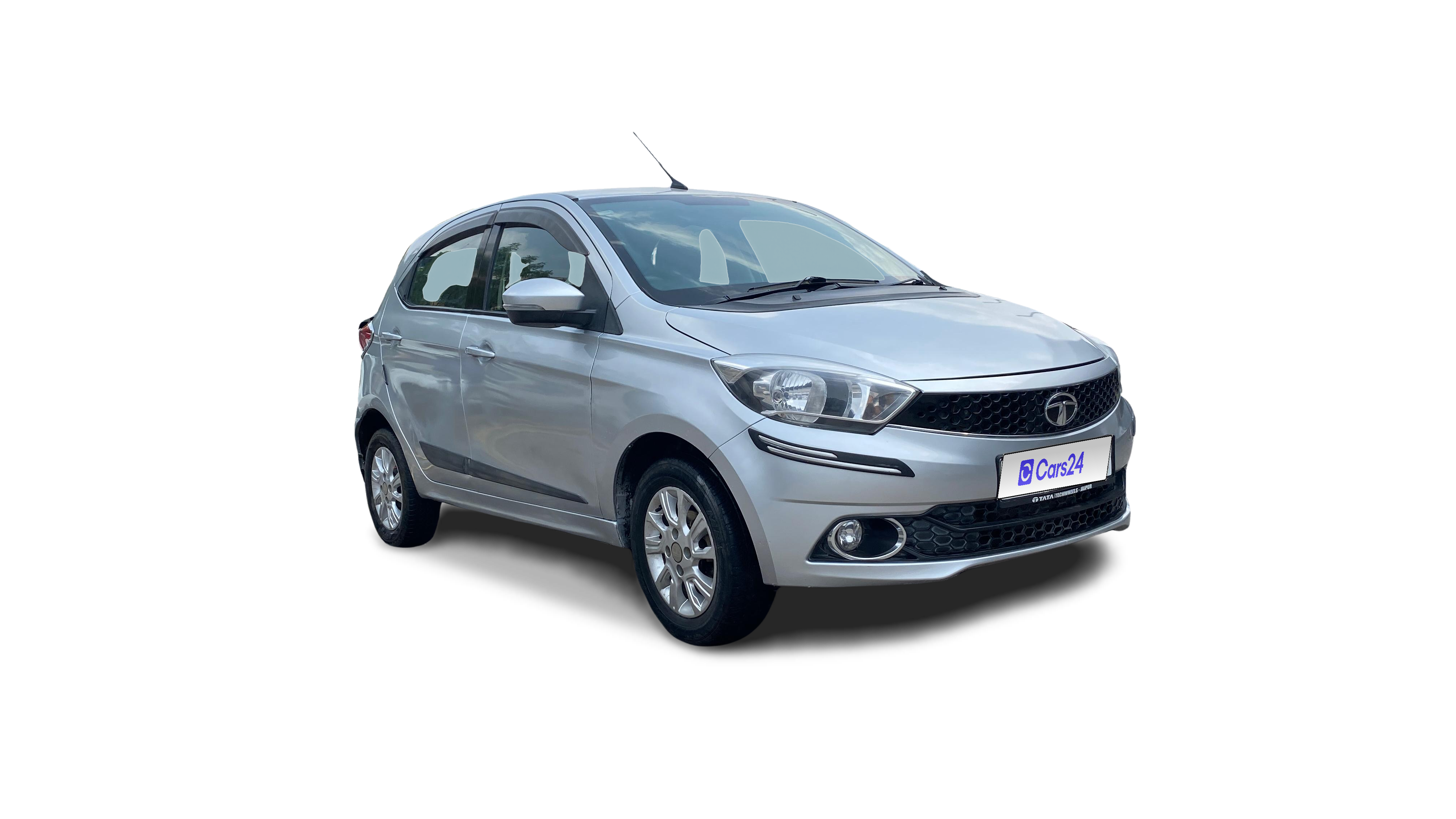 2018 Tata Tiago - Hatchback - CNG - Manual - ₹3.50 lakh