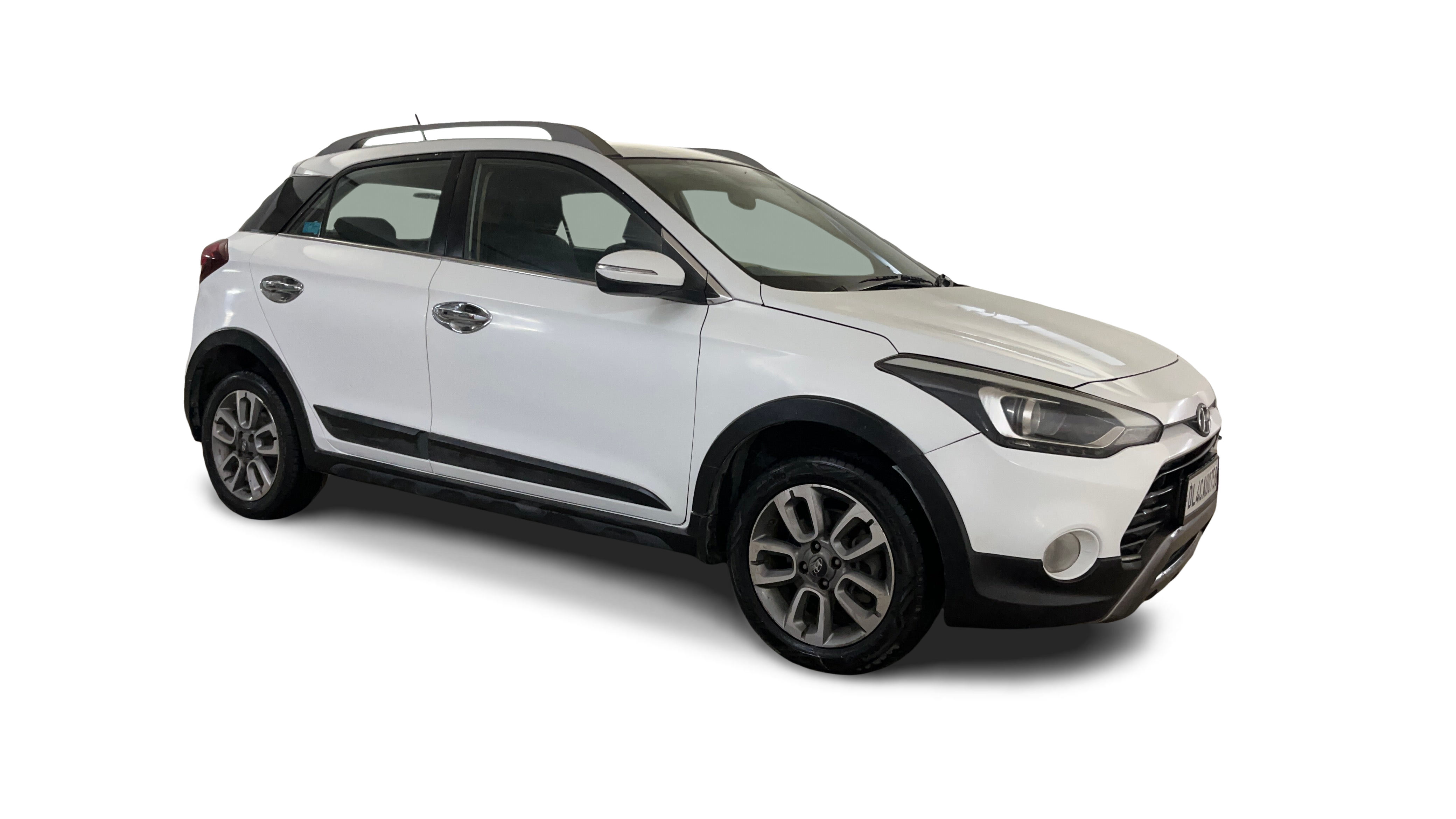 2015 Hyundai i20 Active - Hatchback - Petrol - Manual - ₹3.30 lakh