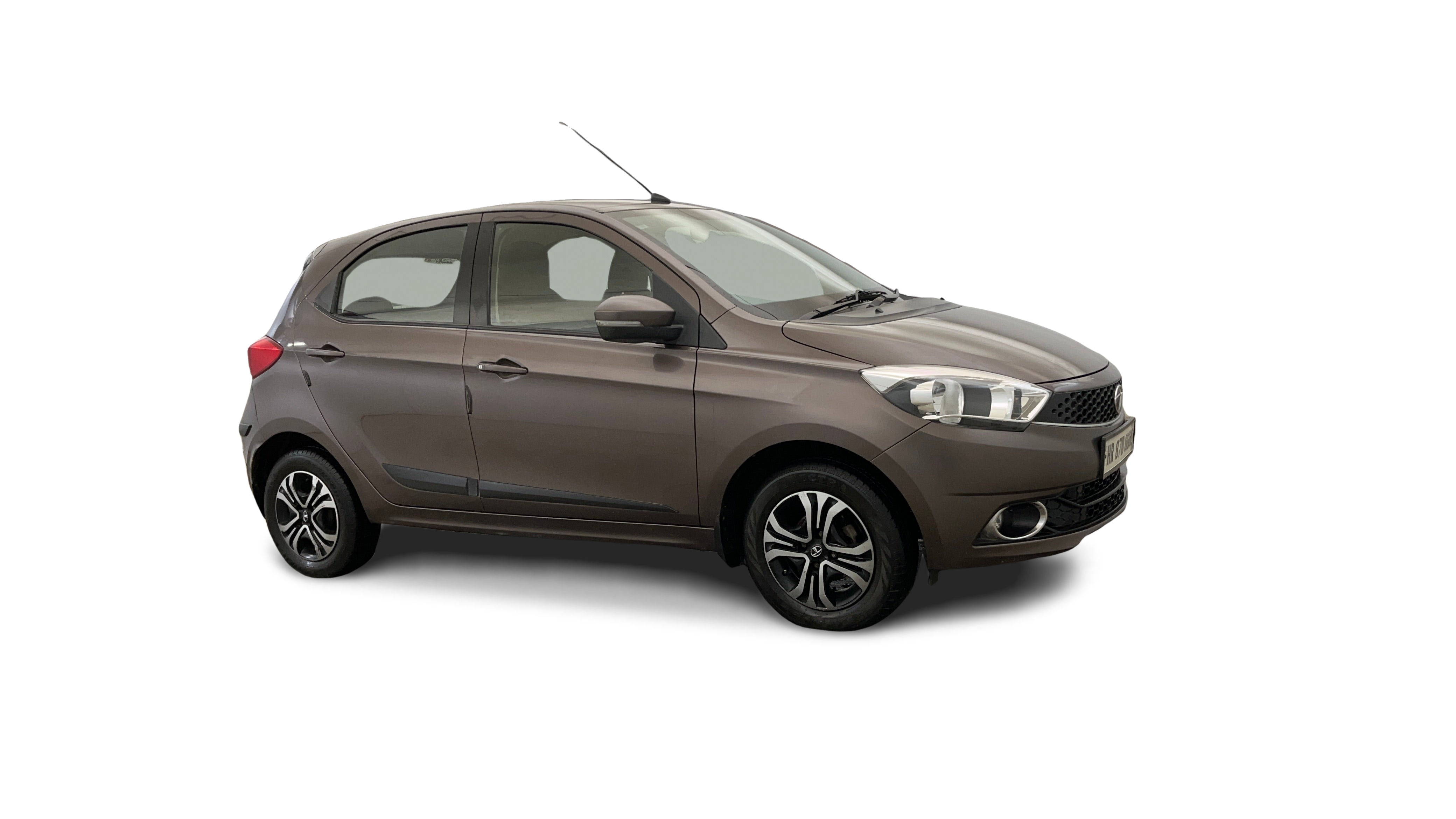 Tata Tiago-img