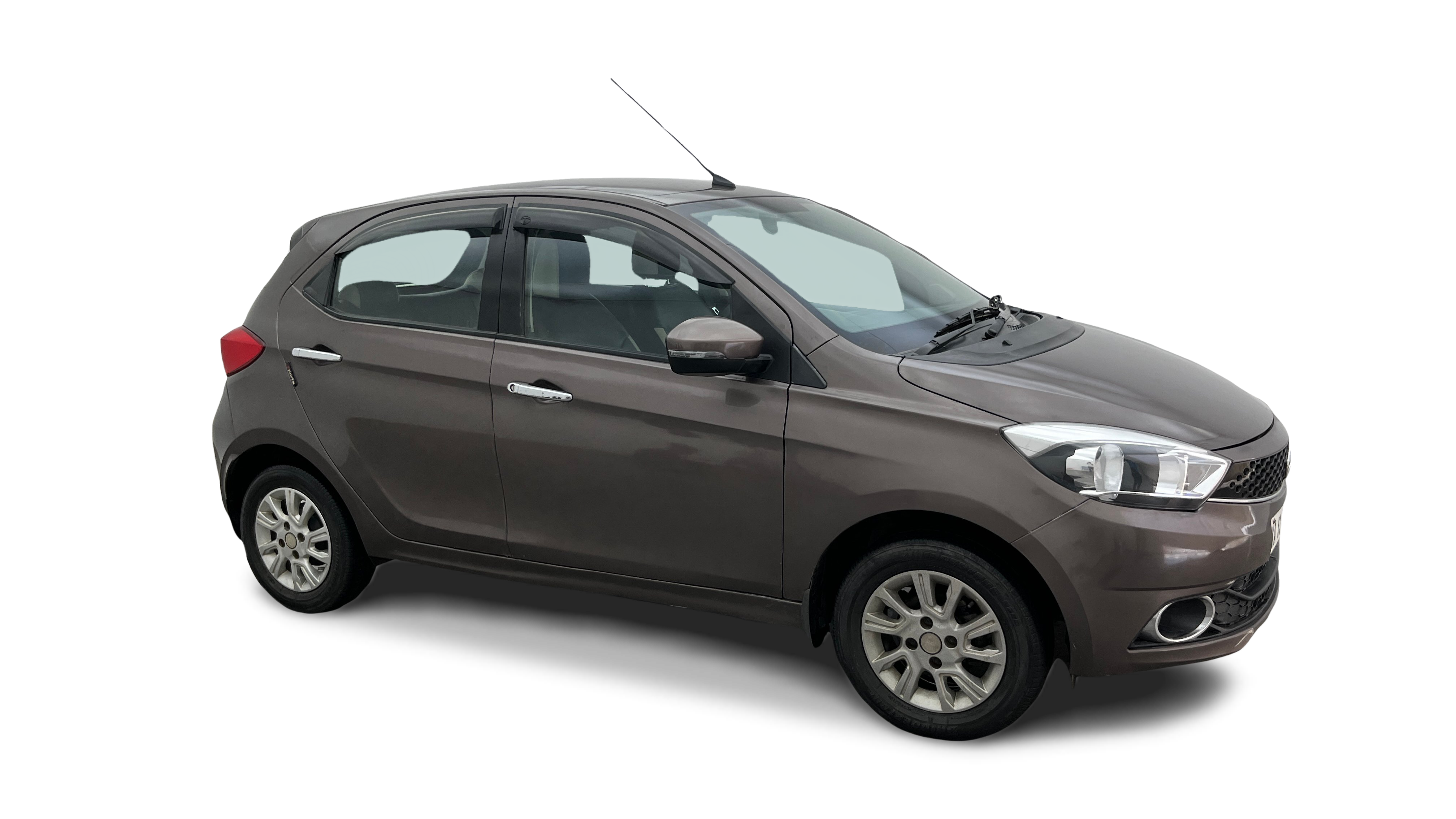 2018 Tata Tiago - Hatchback - Petrol - Automatic - ₹3.96 lakh