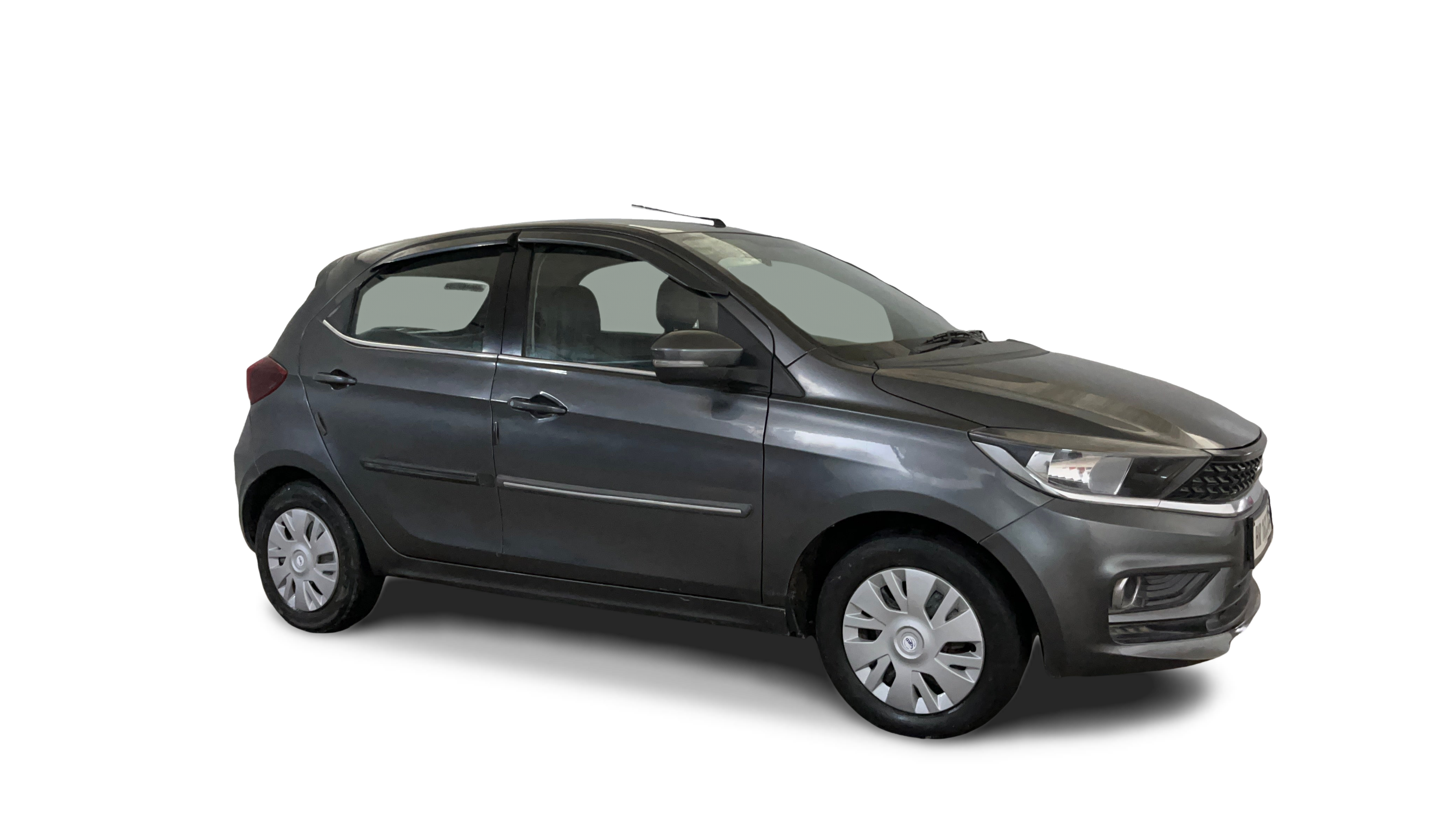 Tata Tiago-img