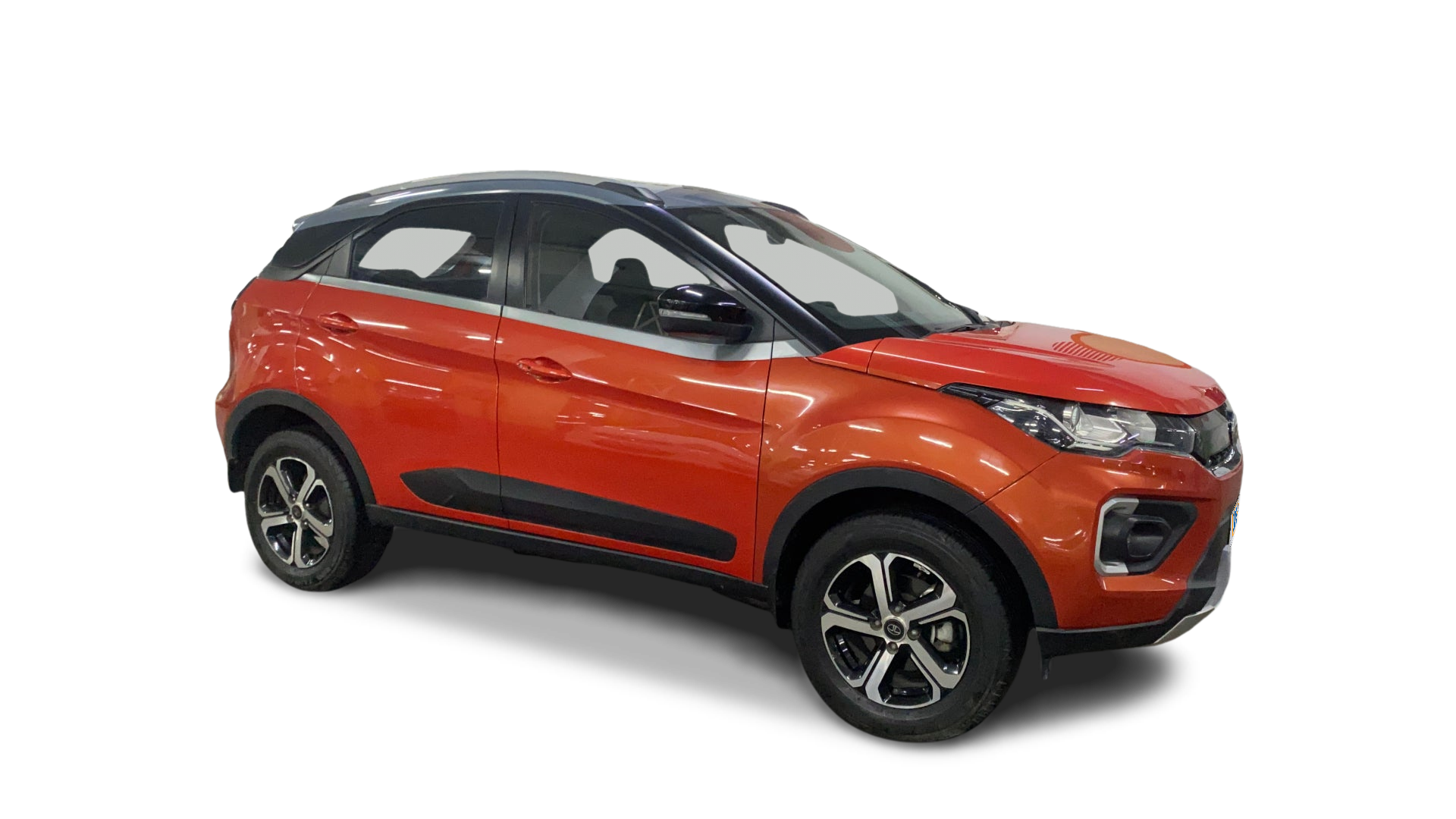 Tata NEXON-img